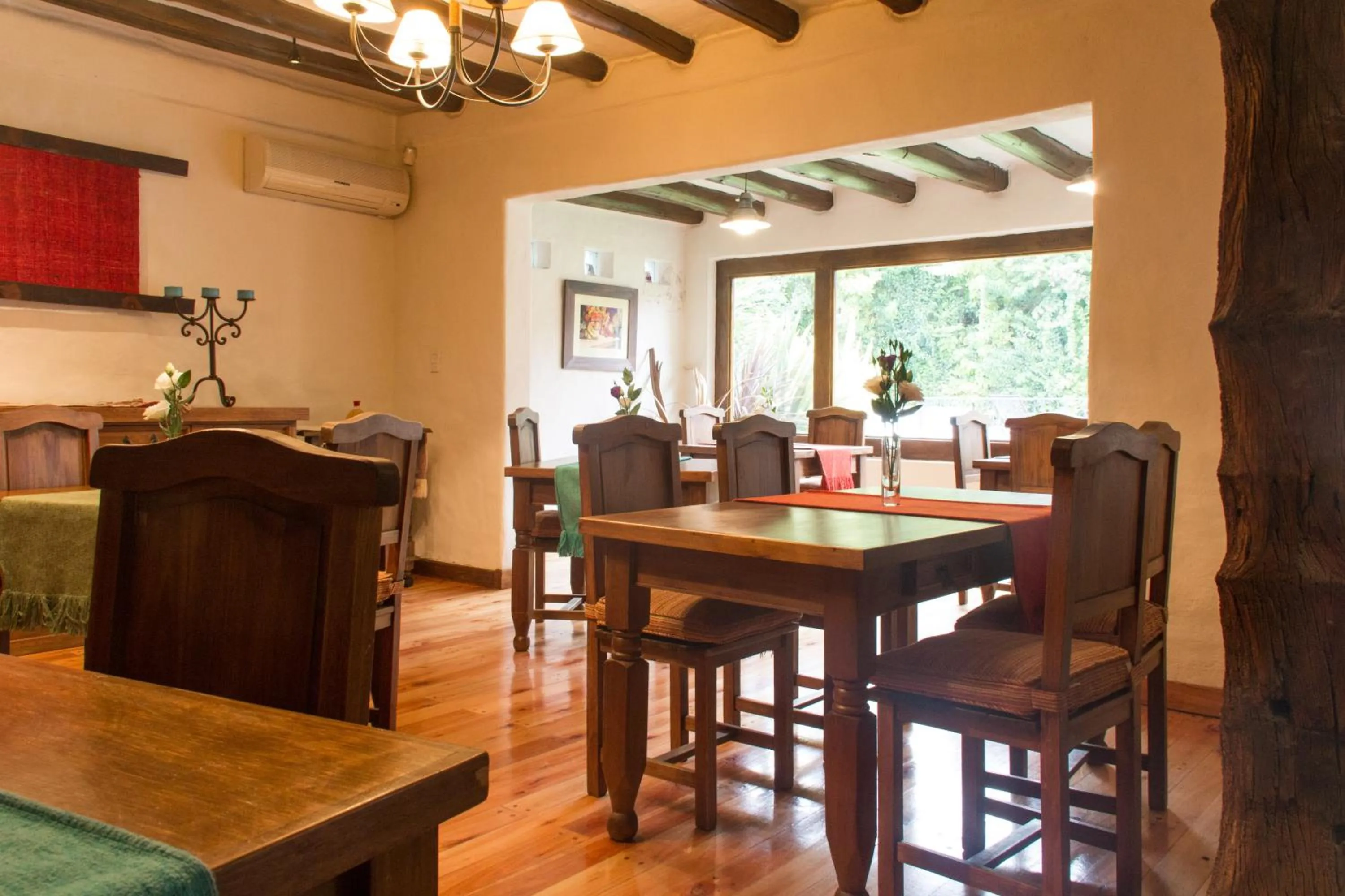 Dining area in Lares De Chacras