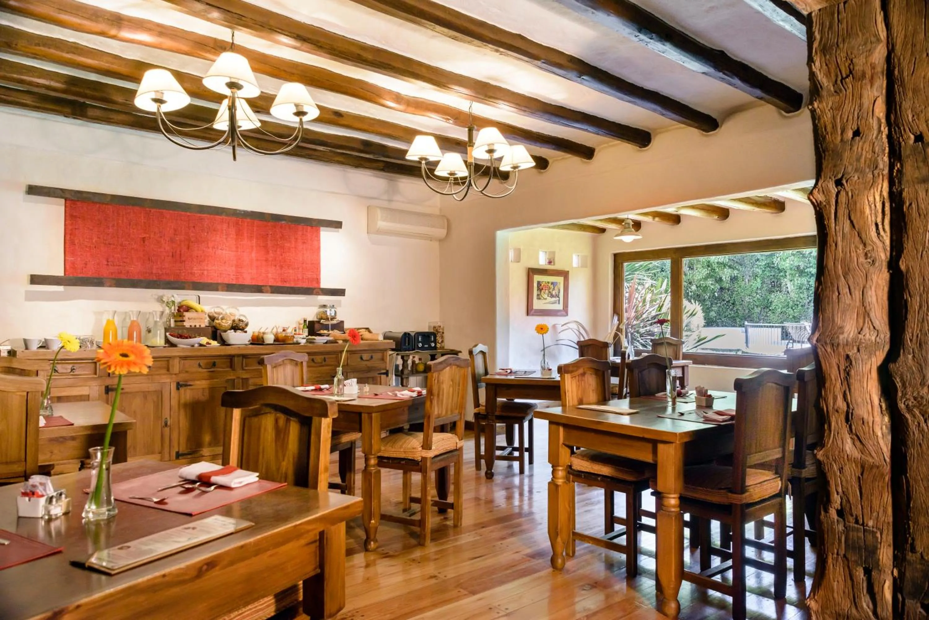 Restaurant/places to eat in Lares De Chacras