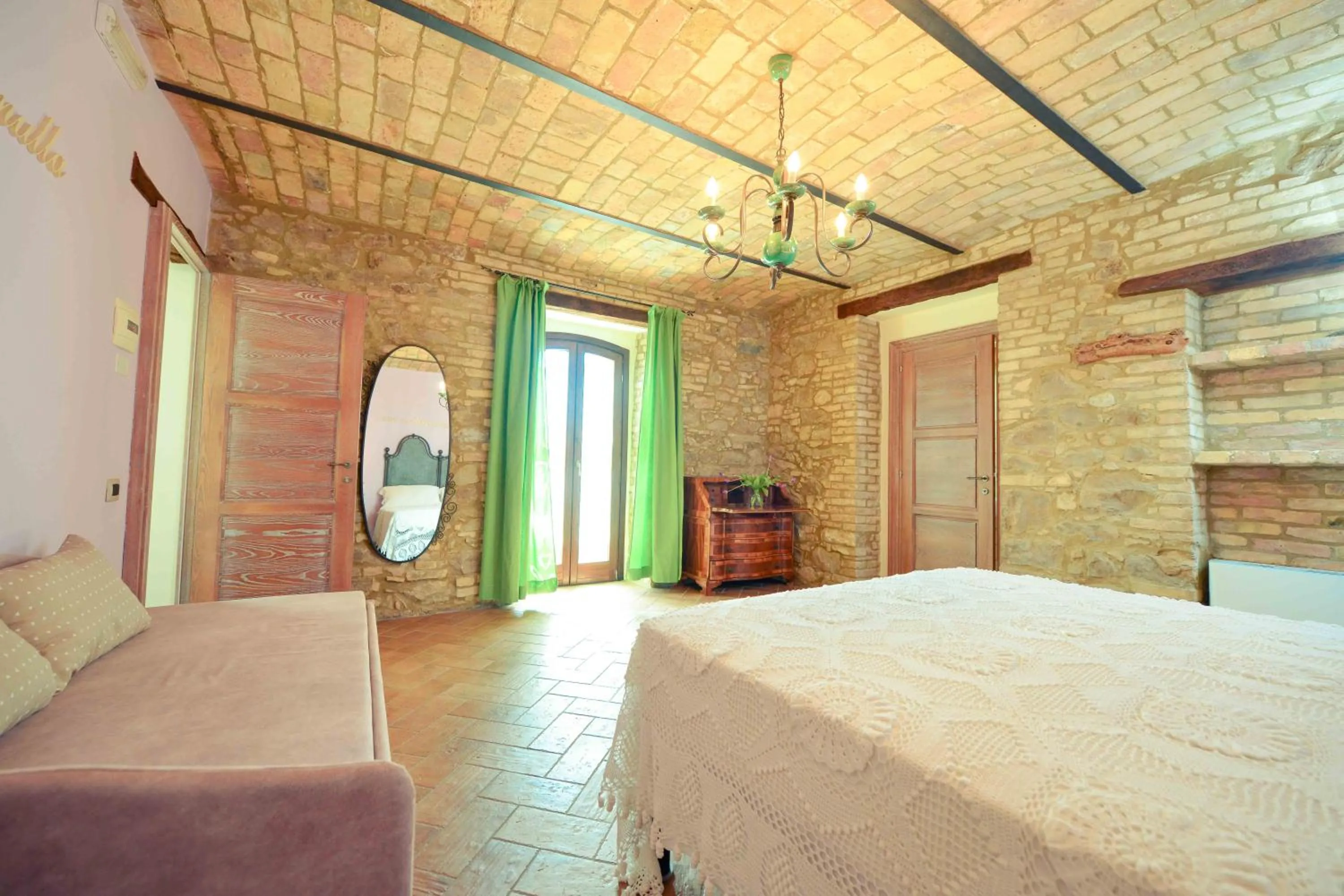 Photo of the whole room, Bed in Casale905