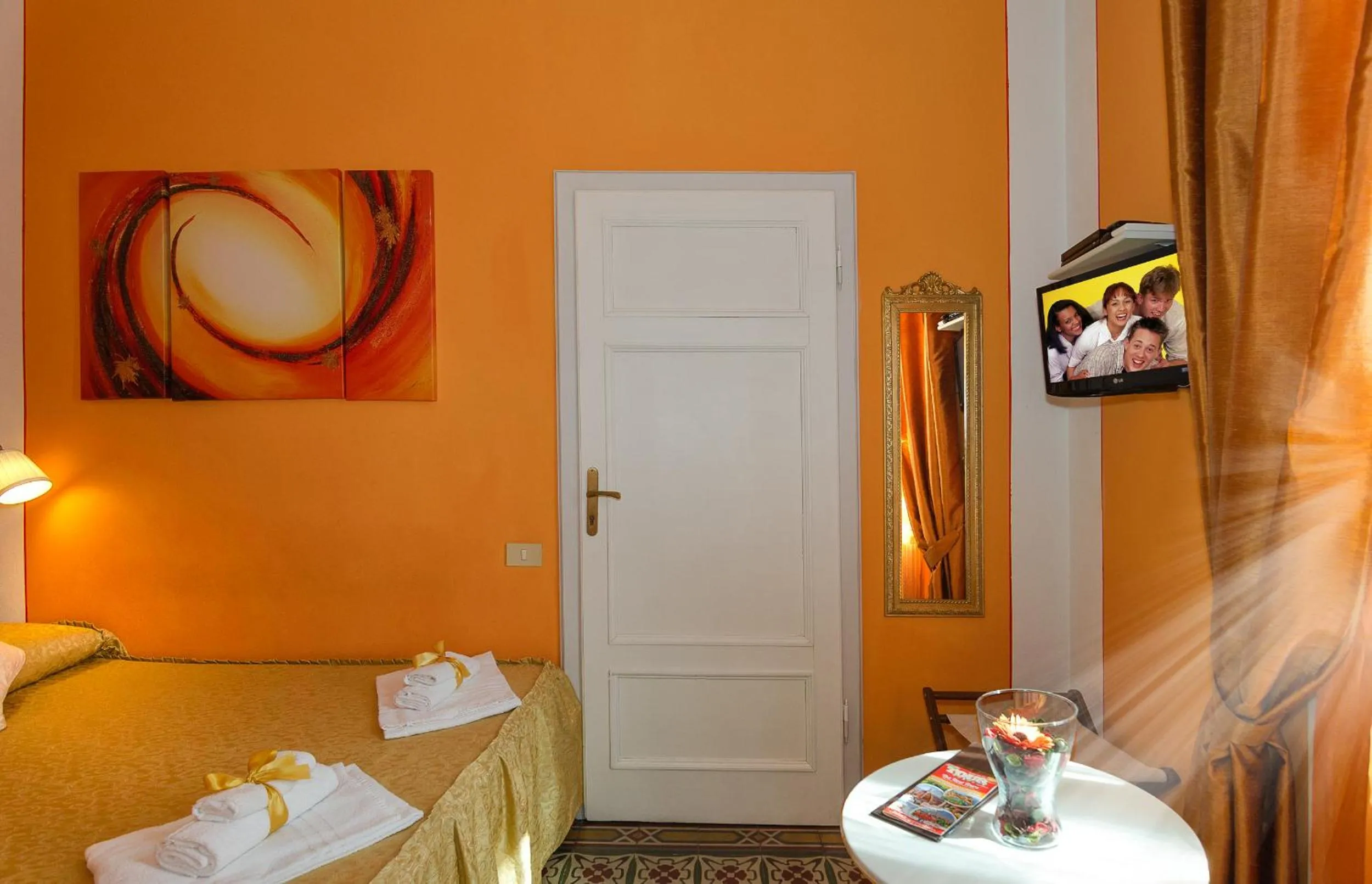 Photo of the whole room, Bed in B&B La Mimosa