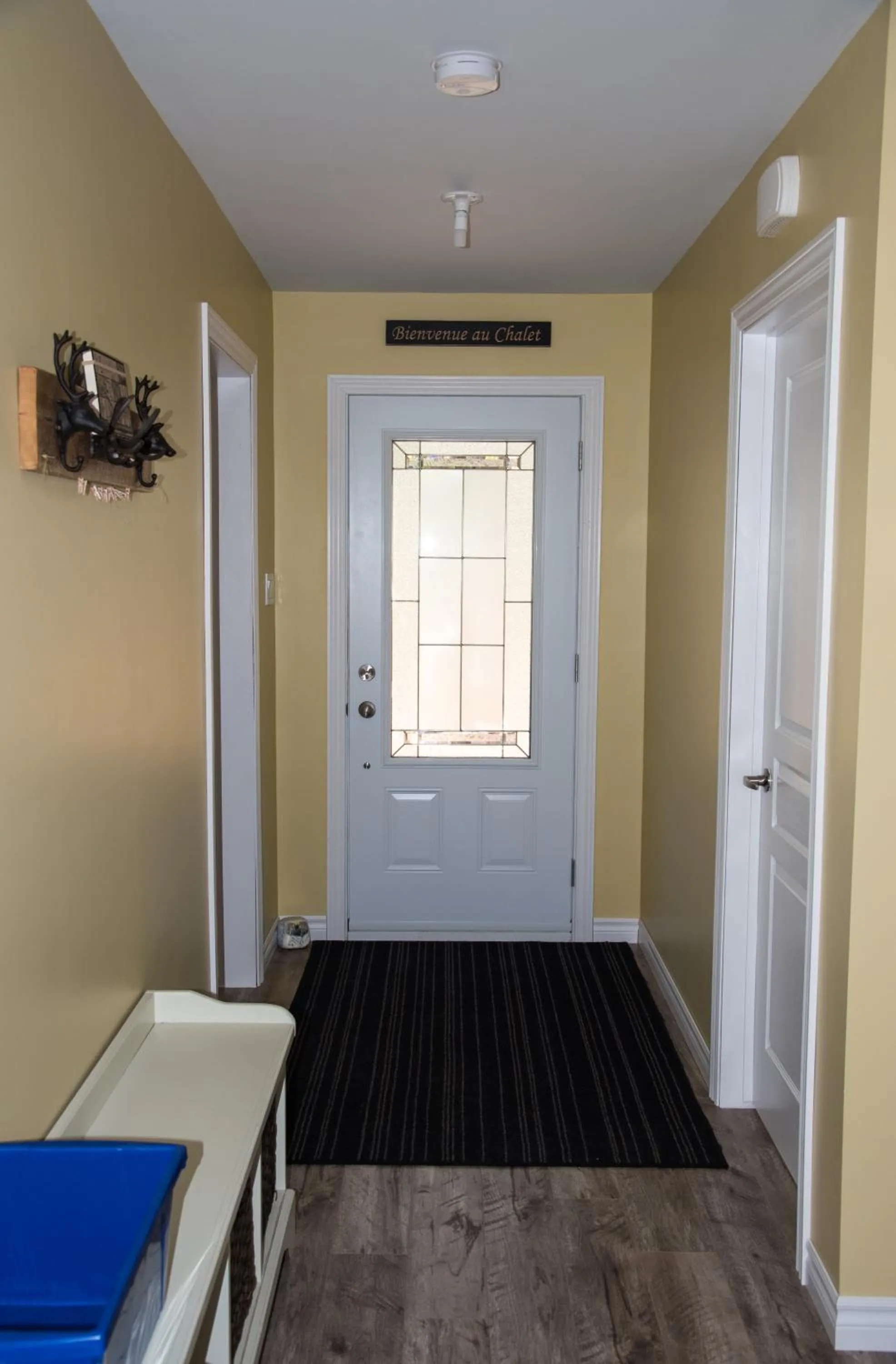 Area and facilities in Chalet Versailles