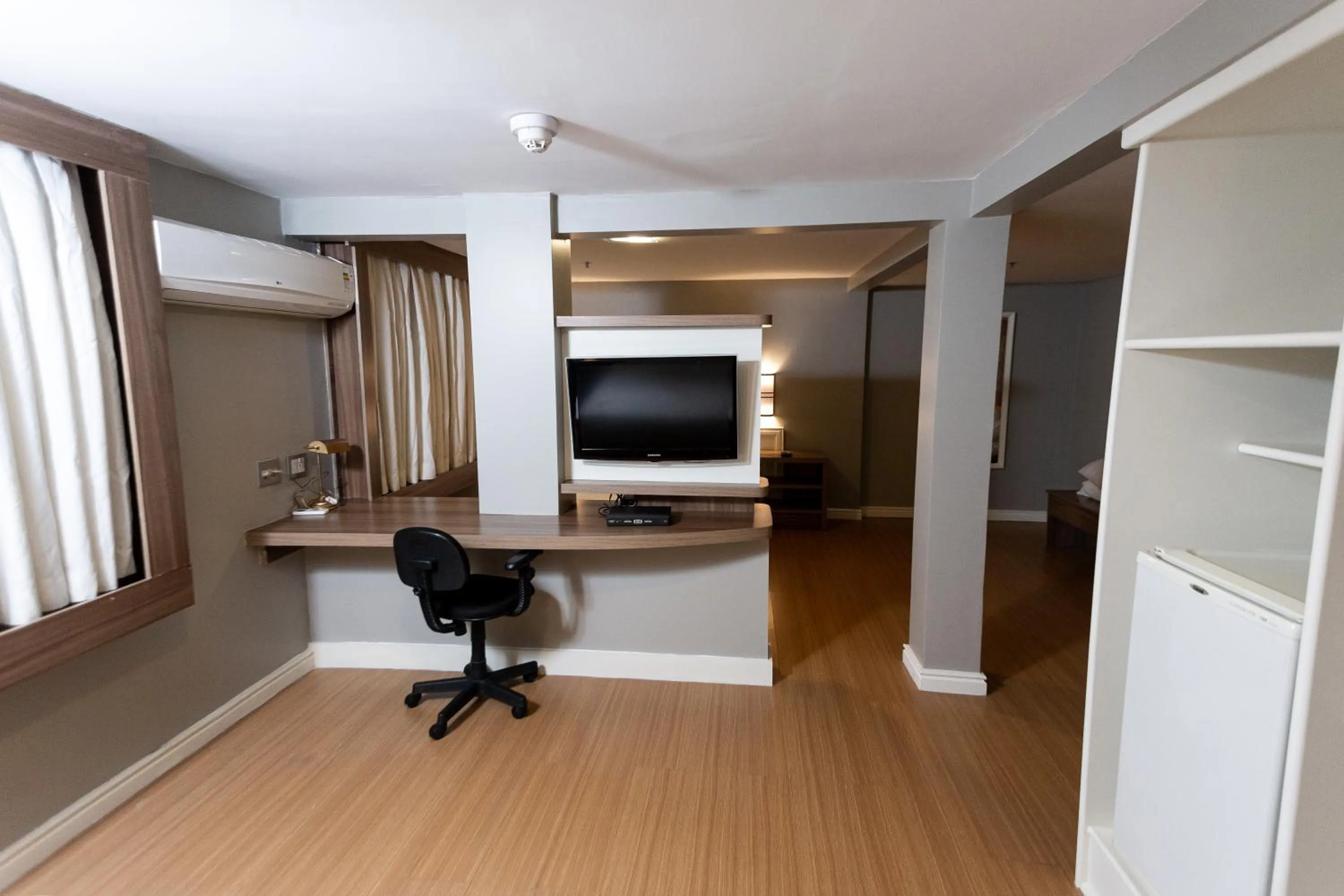 Bedroom in Master Porto Alegre Hotel - Av Carlos Gomes, Próximo ao Consulado Americano