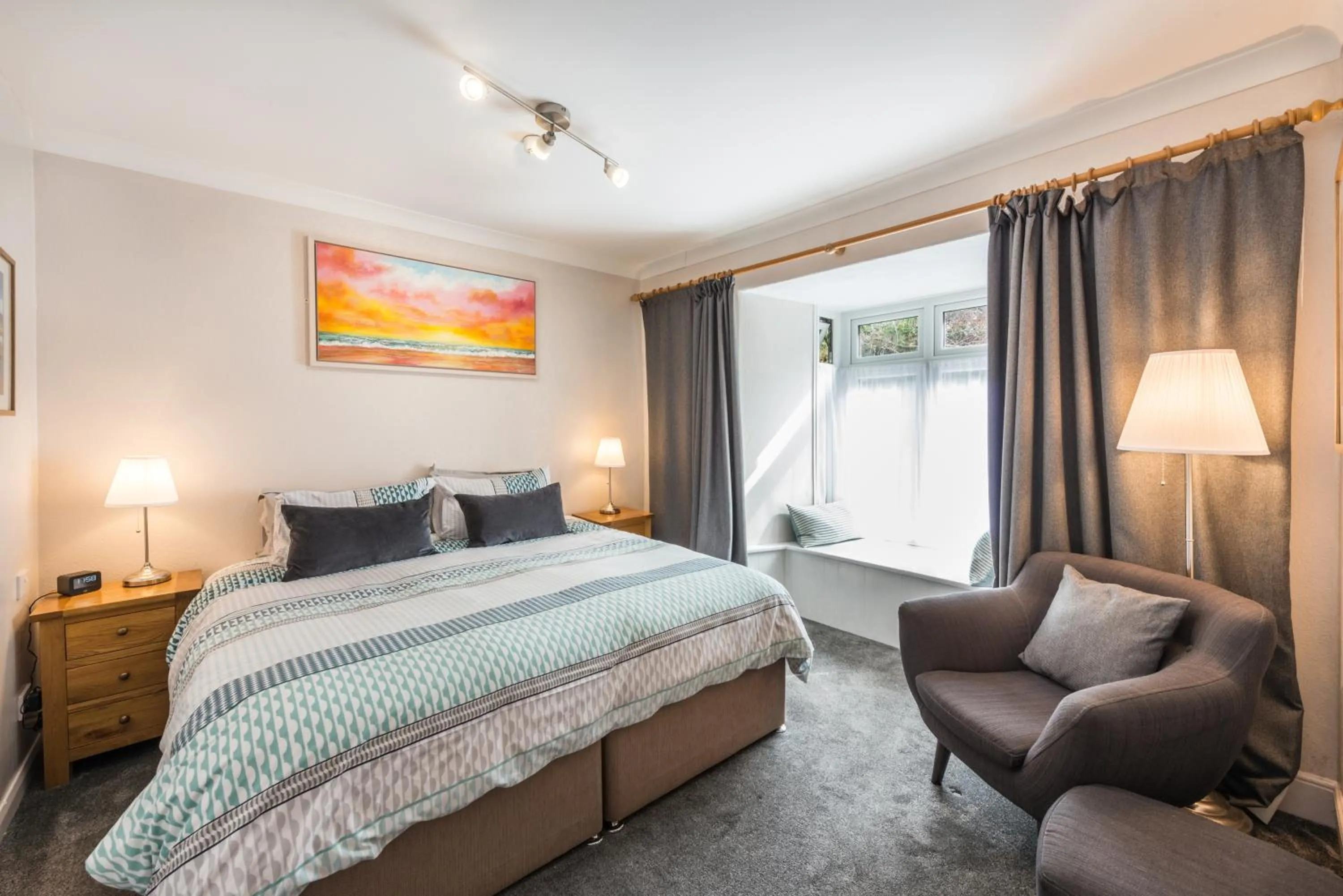 Bedroom, Bed in Tudor Lodge