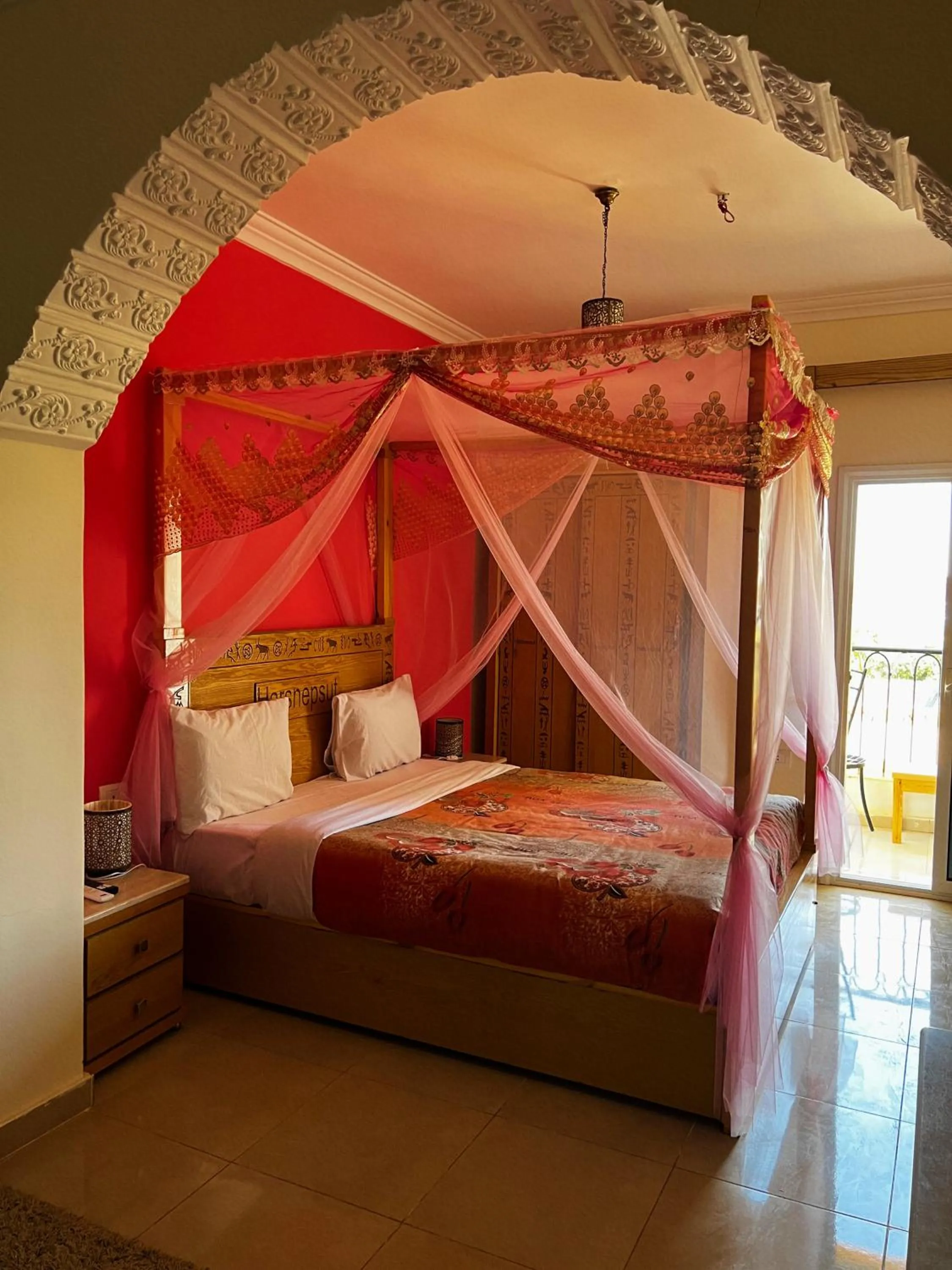 Bed in Jewel Howard Carter Hotel