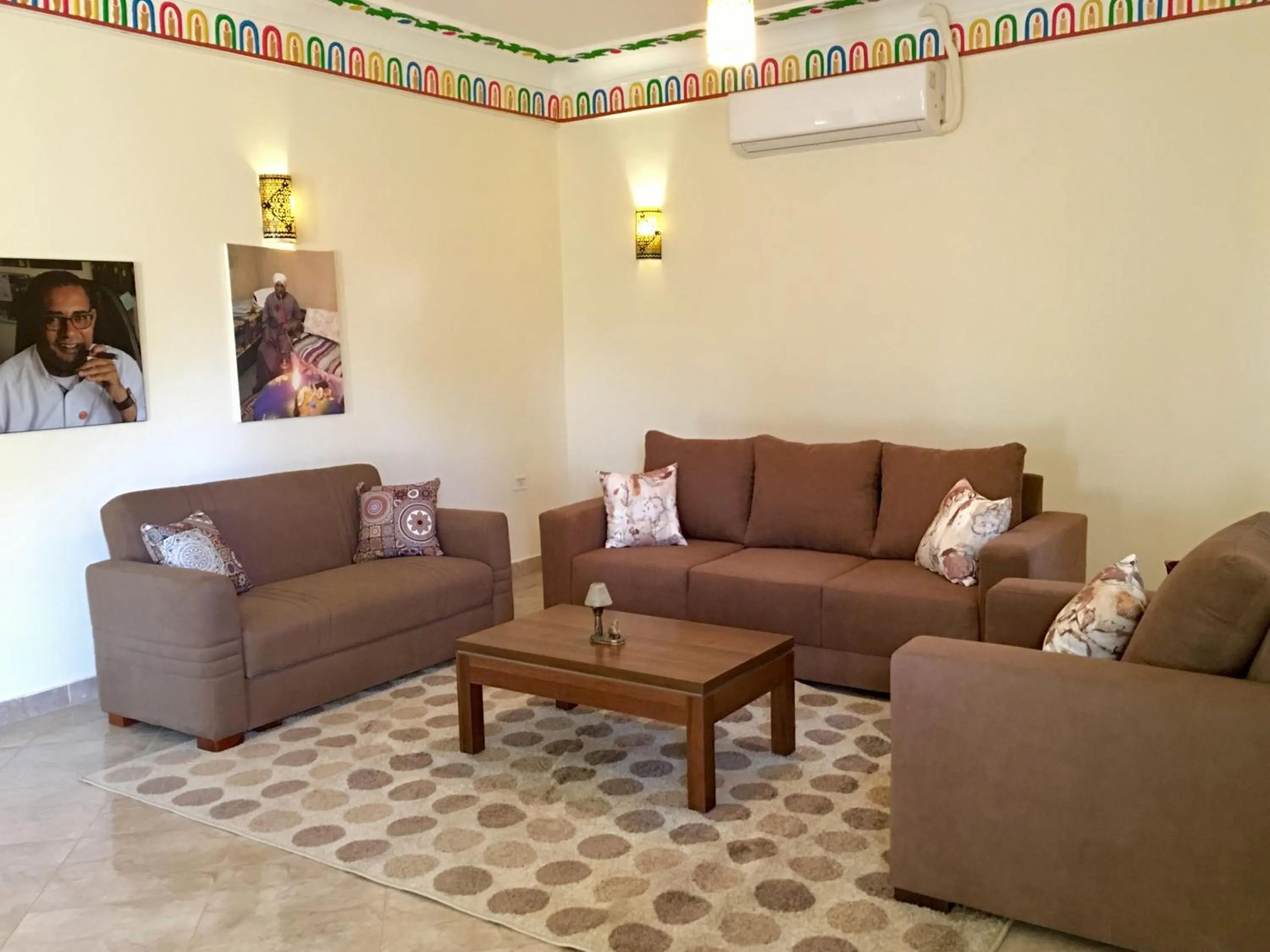 Living room in Jewel Howard Carter Hotel