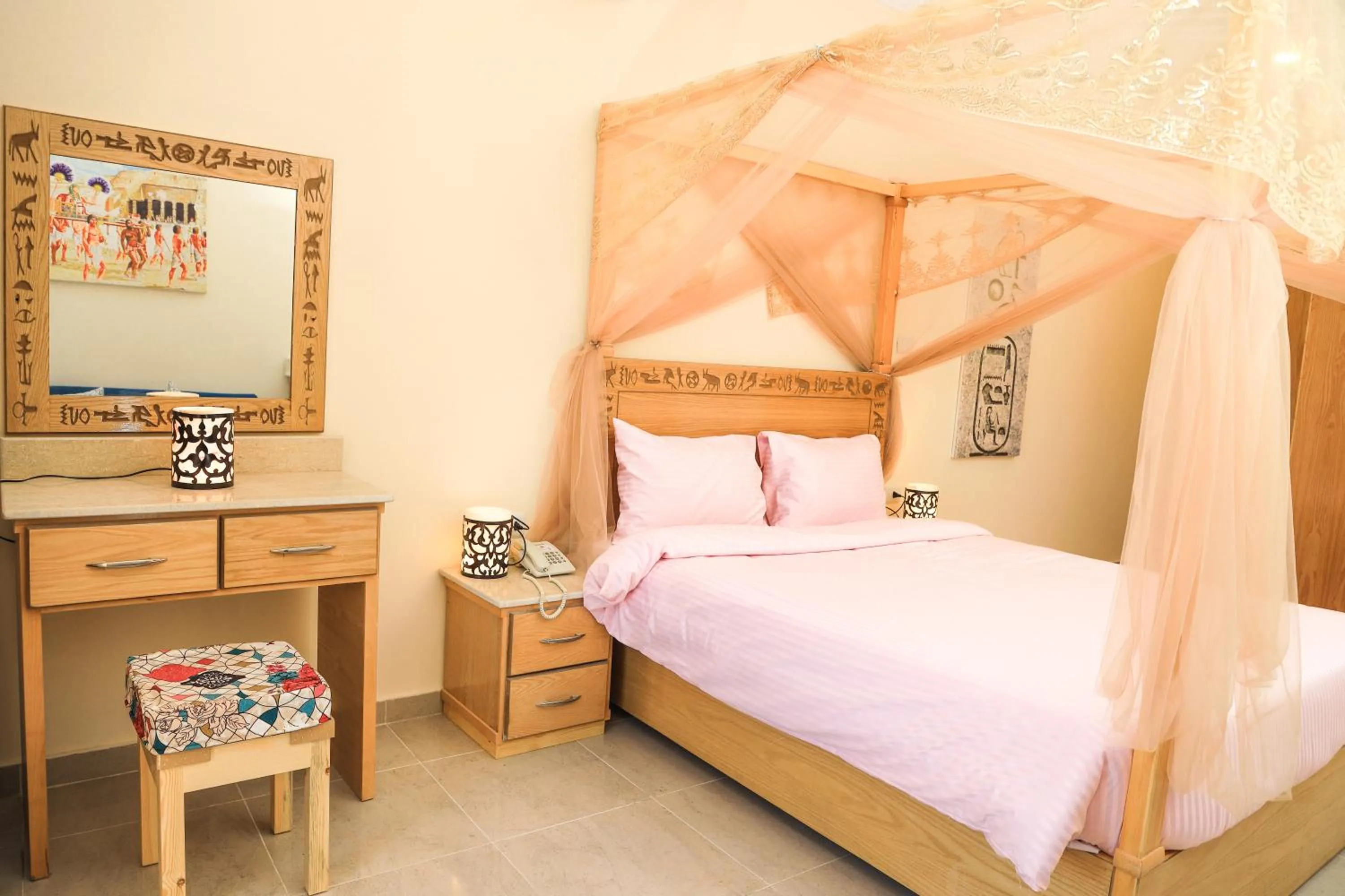 Bed in Jewel Howard Carter Hotel