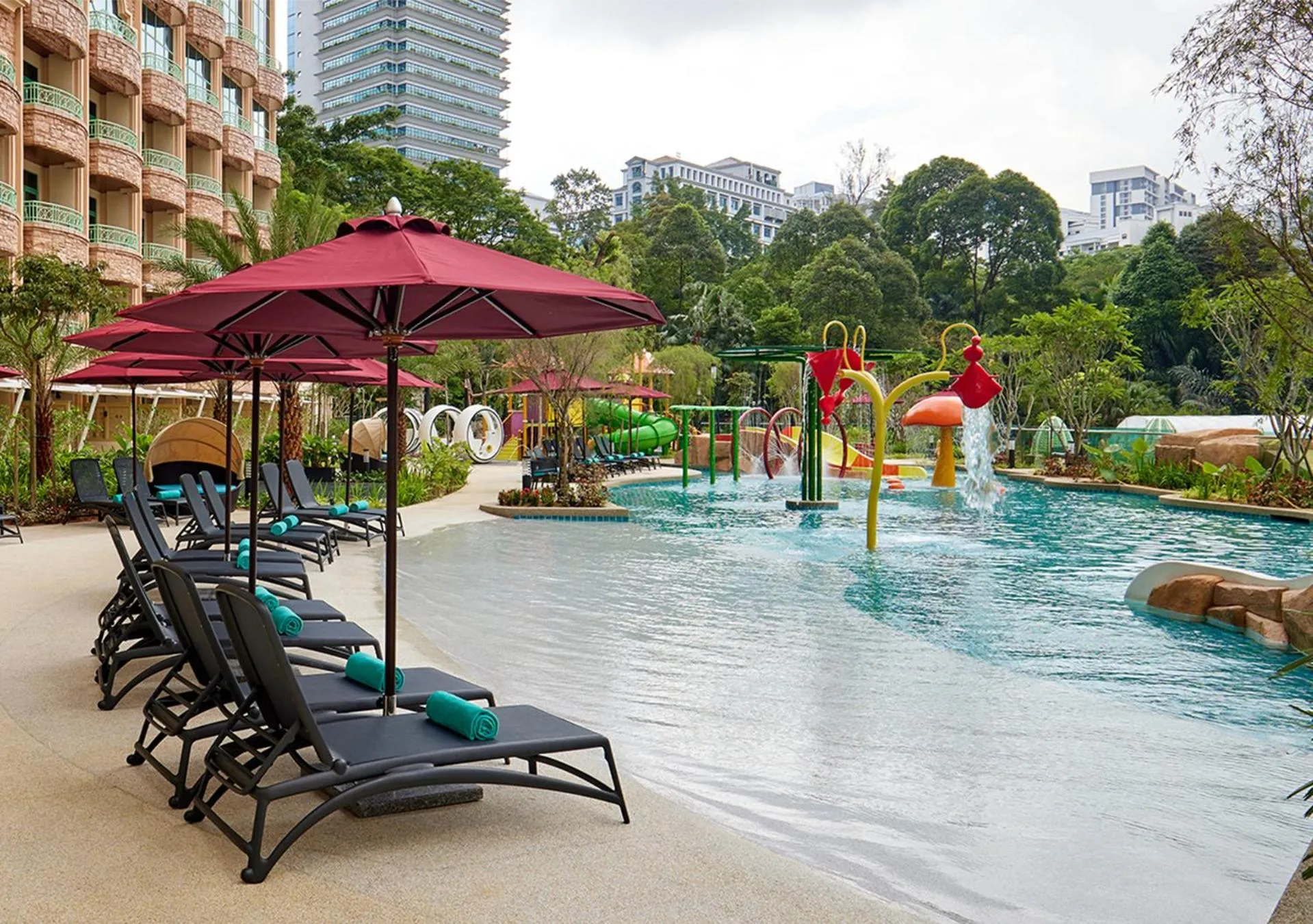 Swimming pool in Sunway Resort Hotel