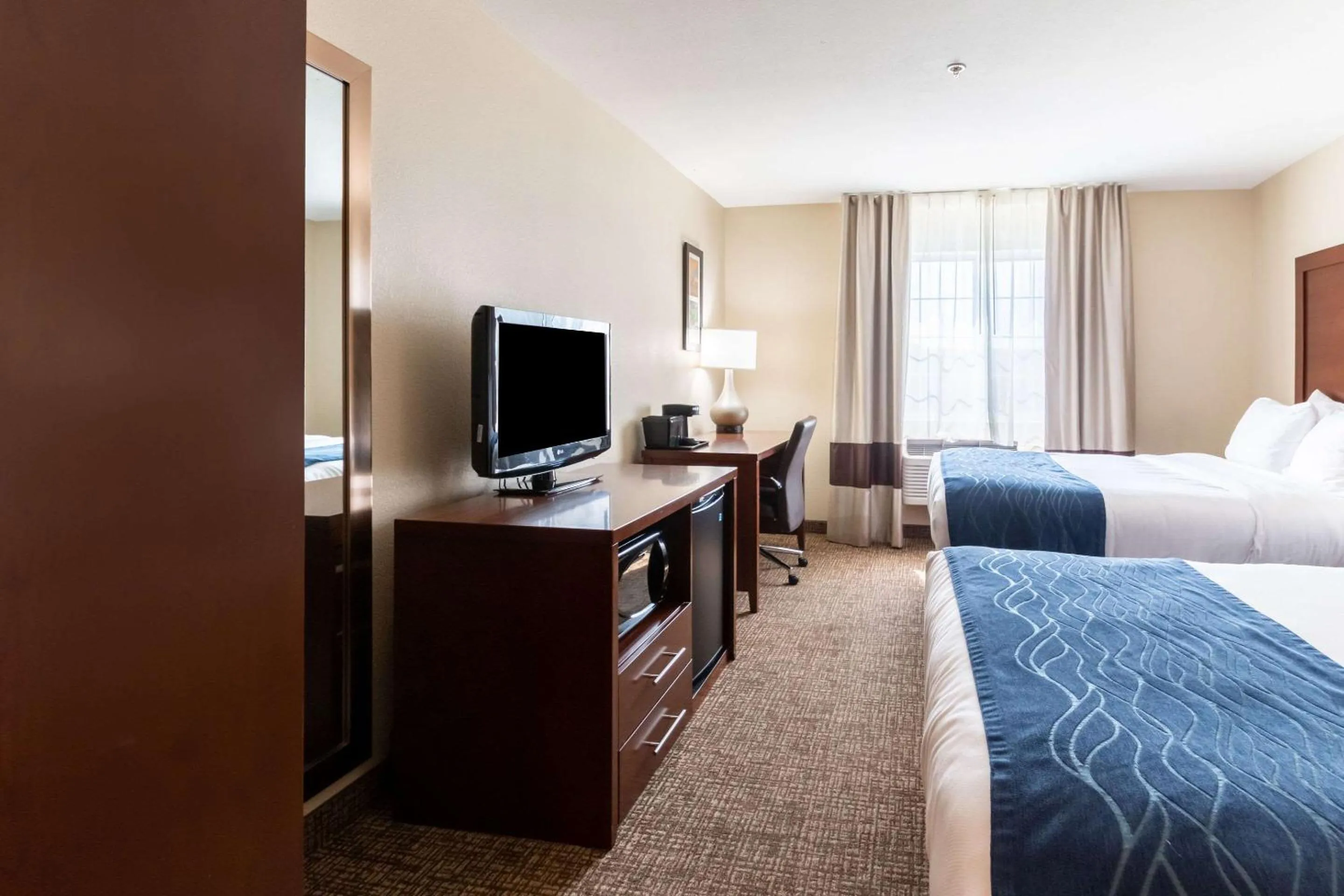 Photo of the whole room, Bed in Comfort Inn Lehi - Thanksgiving Point Area