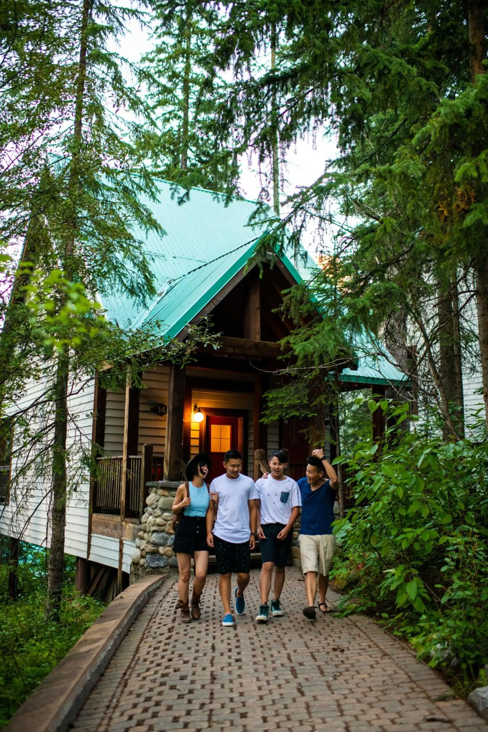 Property building in Emerald Lake Lodge