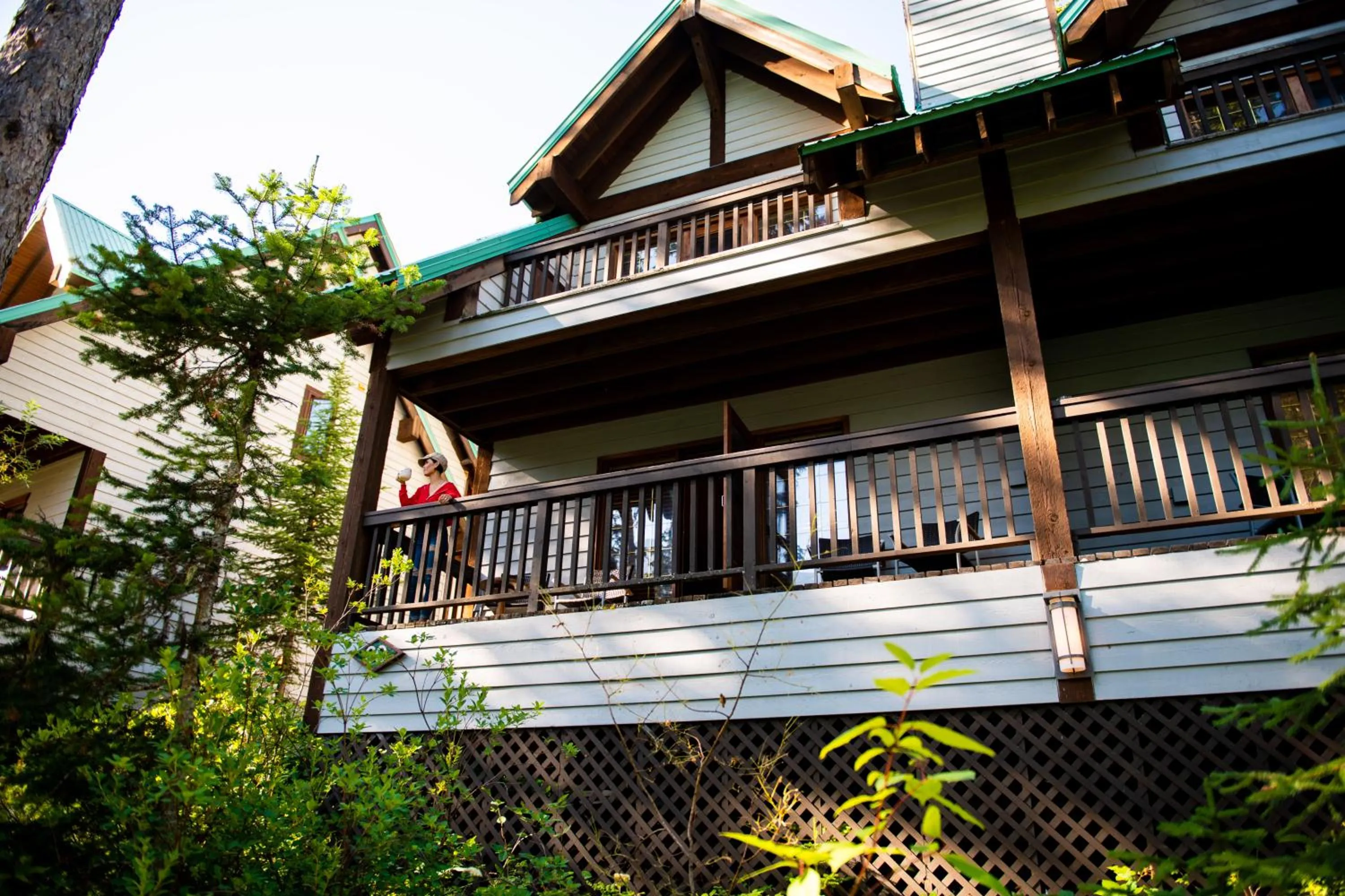 Property building in Emerald Lake Lodge