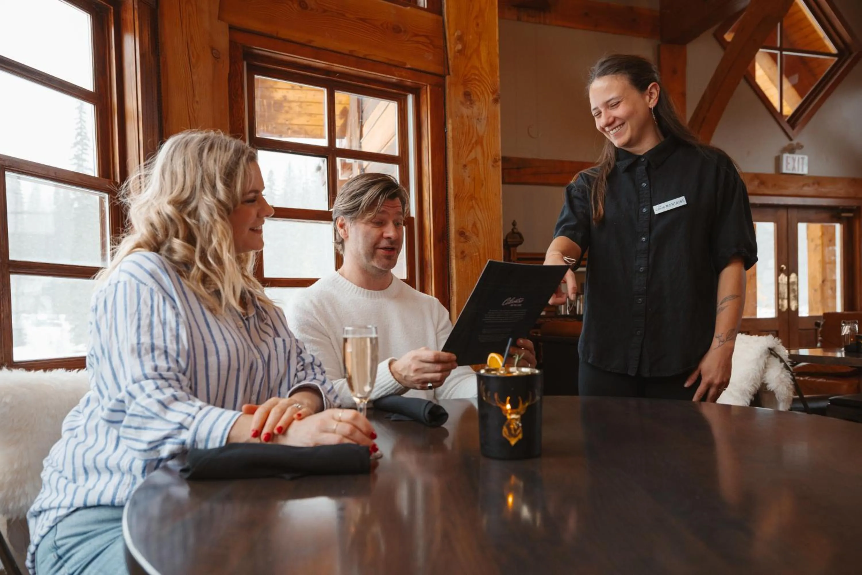 Restaurant/places to eat in Emerald Lake Lodge