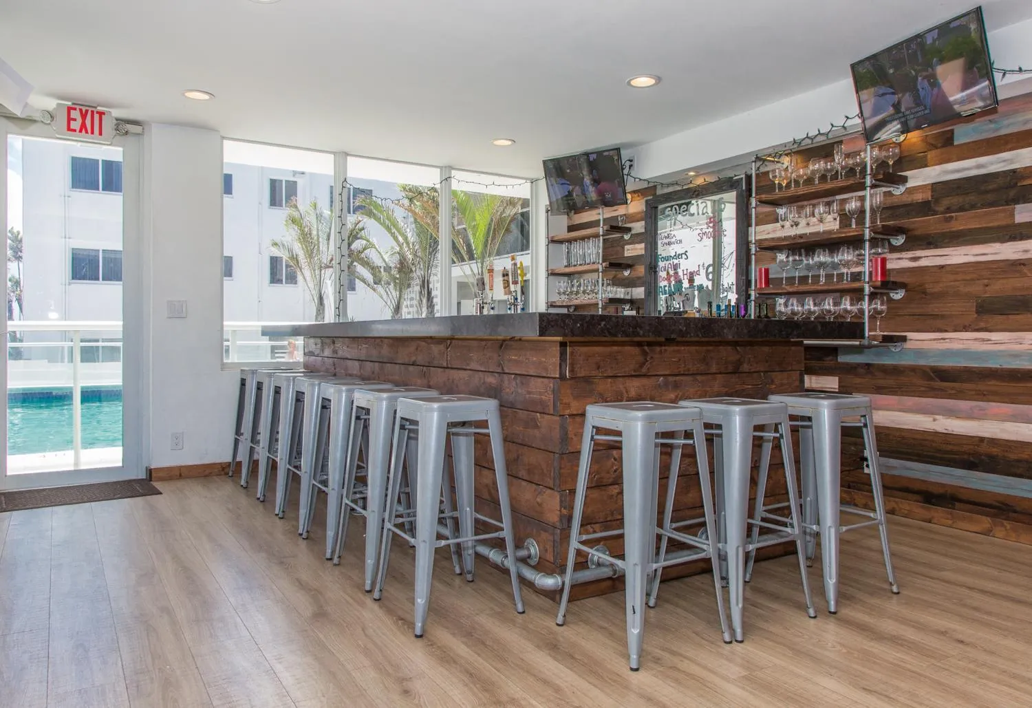 Lounge or bar in Premiere Hotel