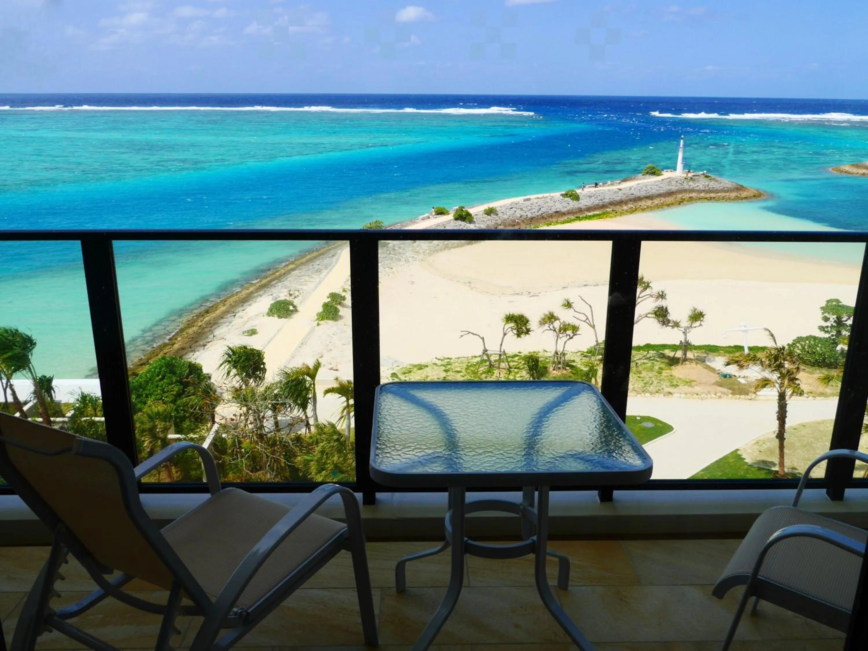 Balcony/Terrace in Sheraton Okinawa Sunmarina Resort