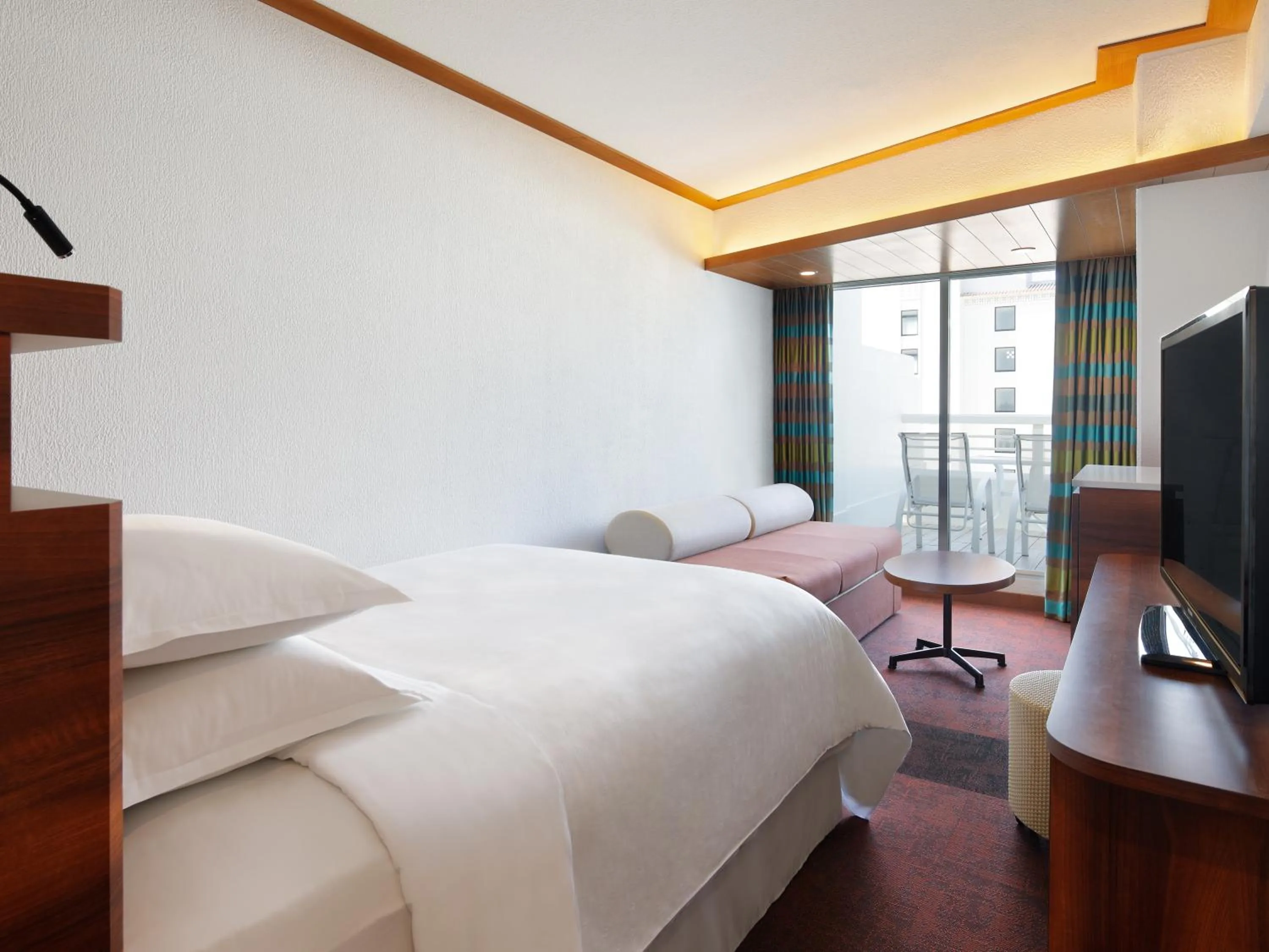 Photo of the whole room in Sheraton Okinawa Sunmarina Resort