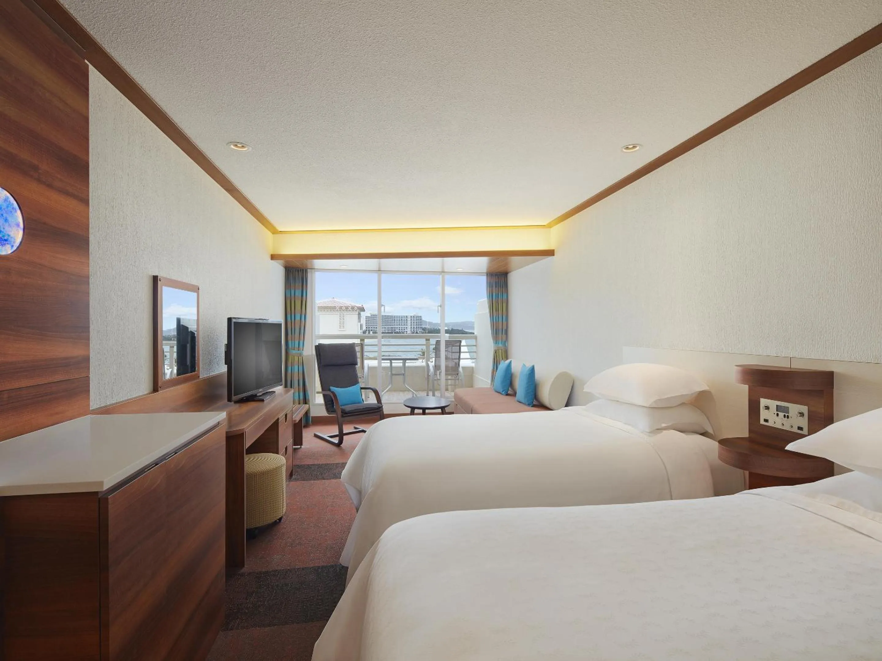 Photo of the whole room in Sheraton Okinawa Sunmarina Resort