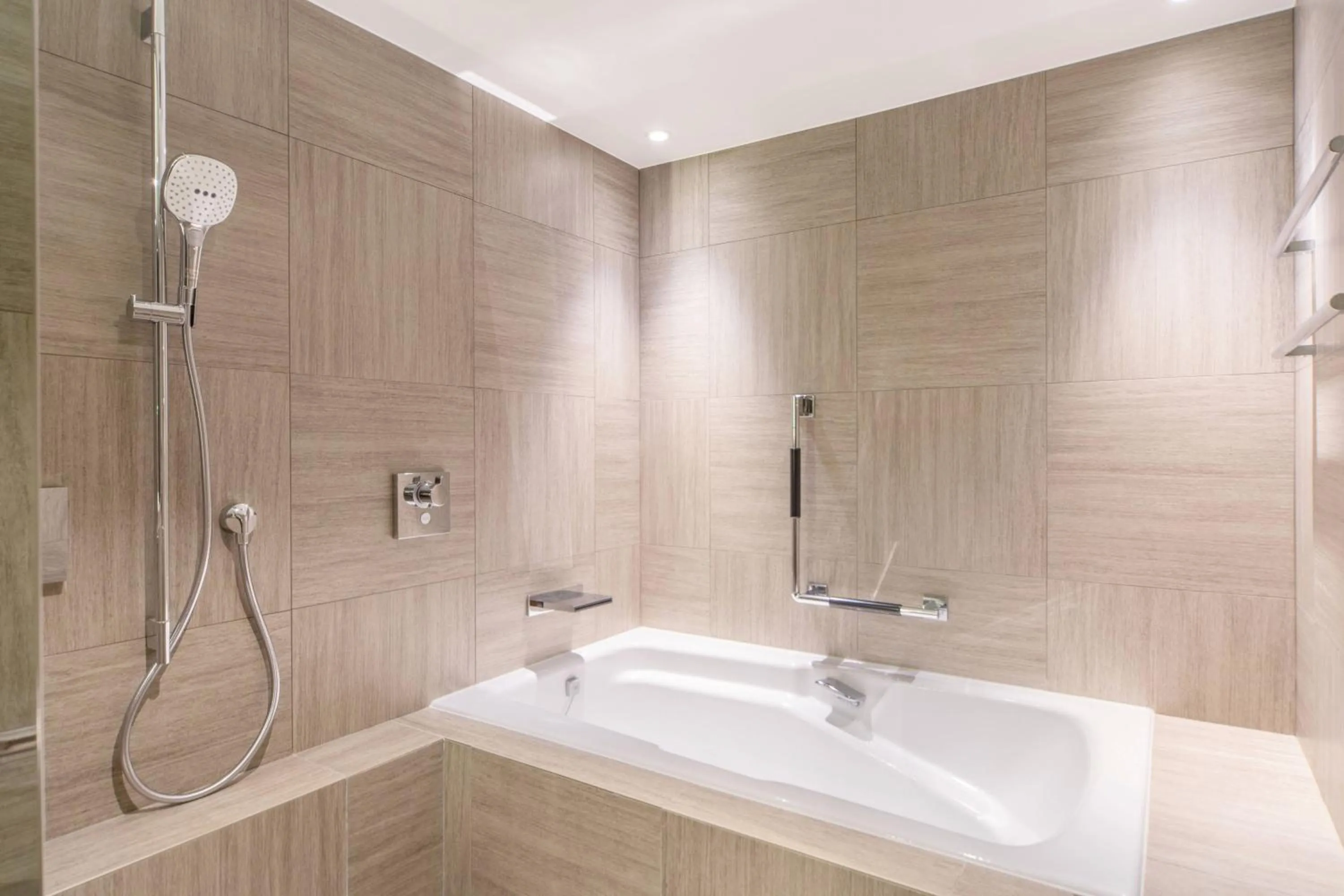 Bathroom in Sheraton Okinawa Sunmarina Resort