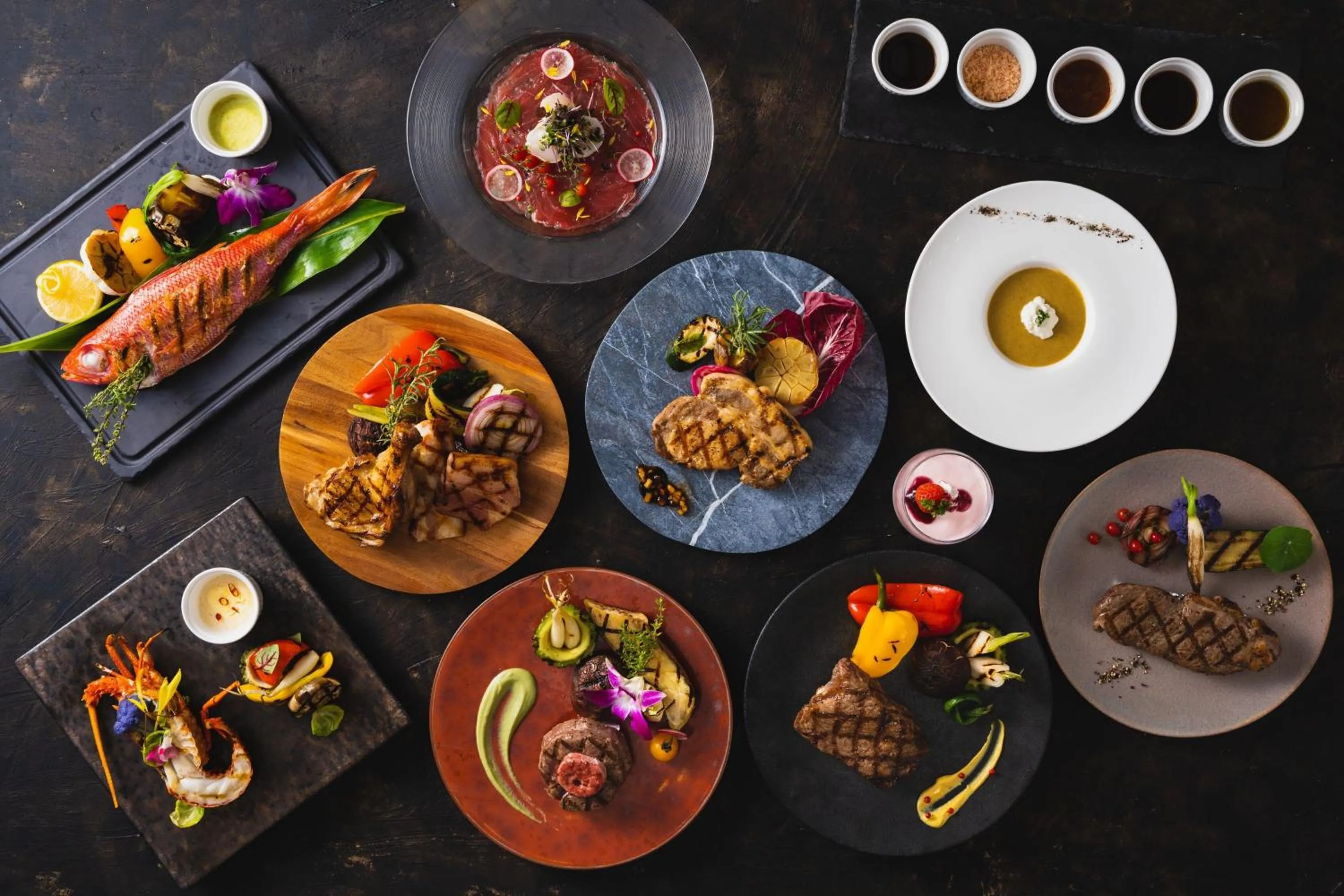 Restaurant/places to eat in Sheraton Okinawa Sunmarina Resort