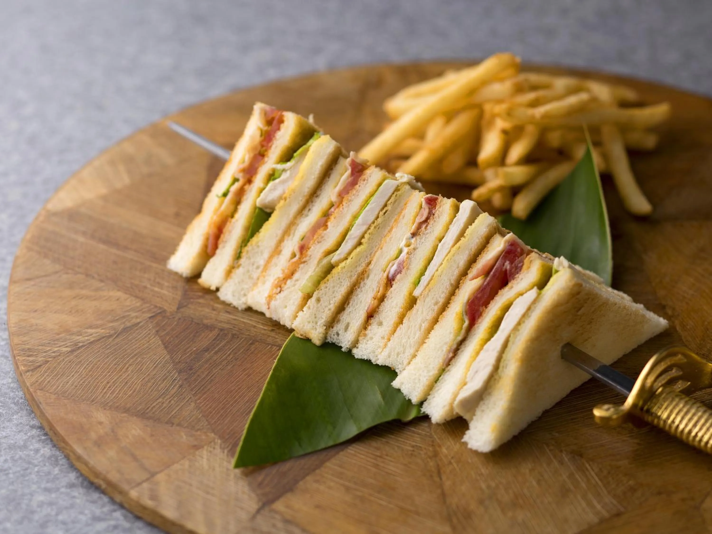 Restaurant/places to eat in Sheraton Okinawa Sunmarina Resort