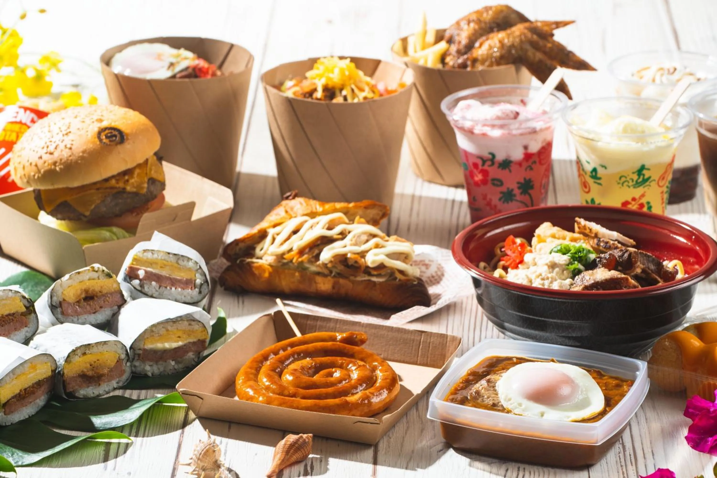 Beach in Sheraton Okinawa Sunmarina Resort