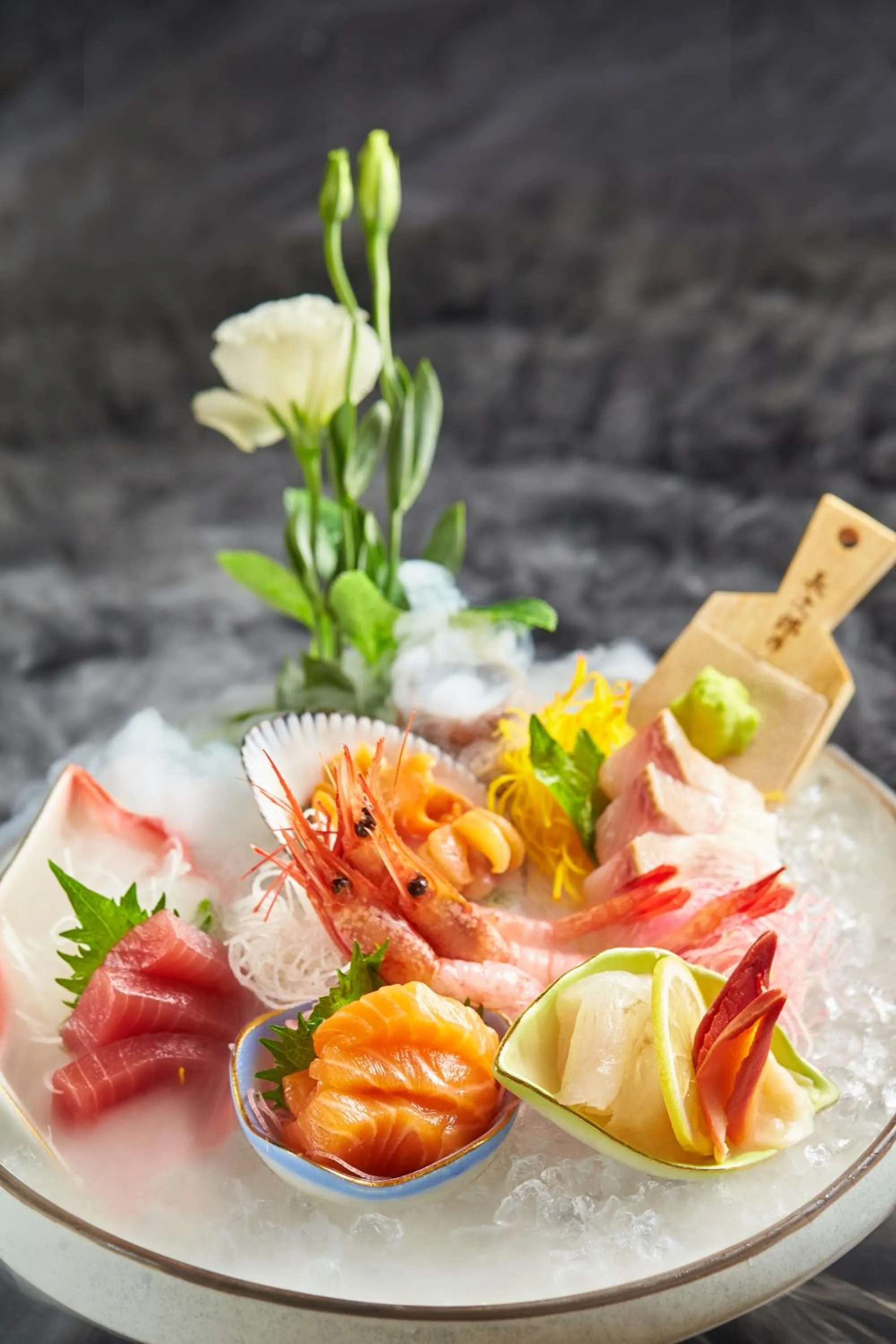 Restaurant/places to eat in Shangri-La Dalian