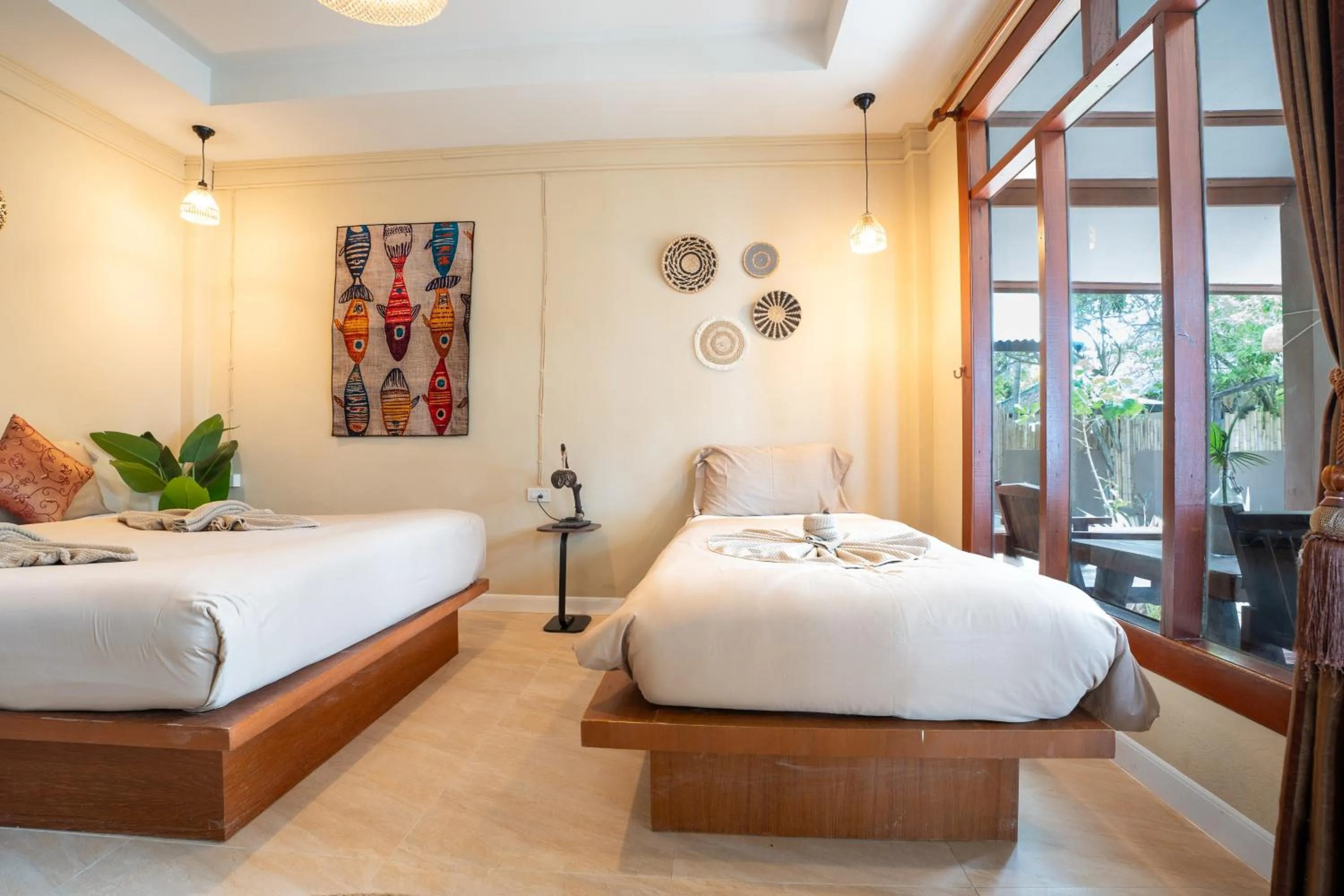 Bed in Lanta Riviera Beach Resort