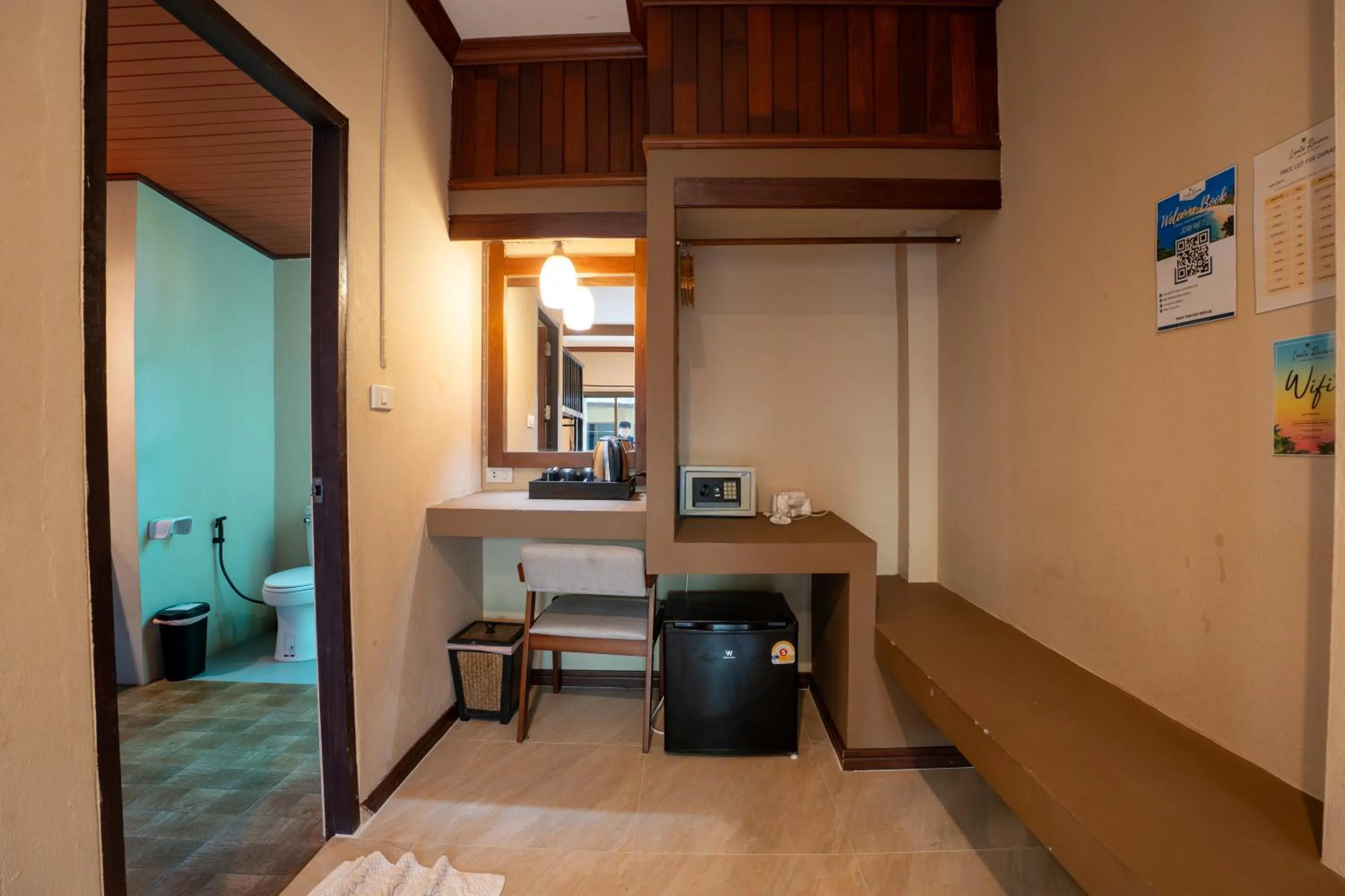 Seating area in Lanta Riviera Beach Resort