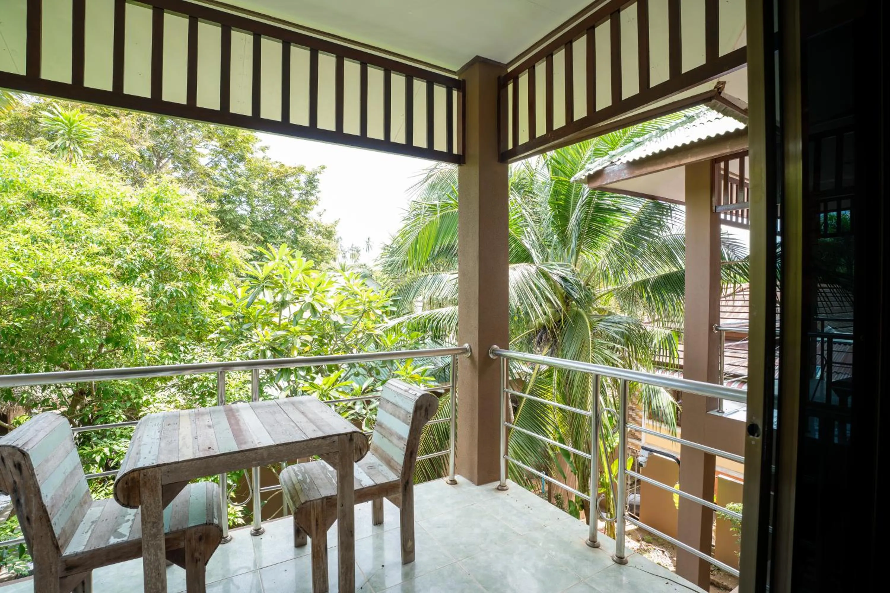 Garden in Lanta Riviera Beach Resort