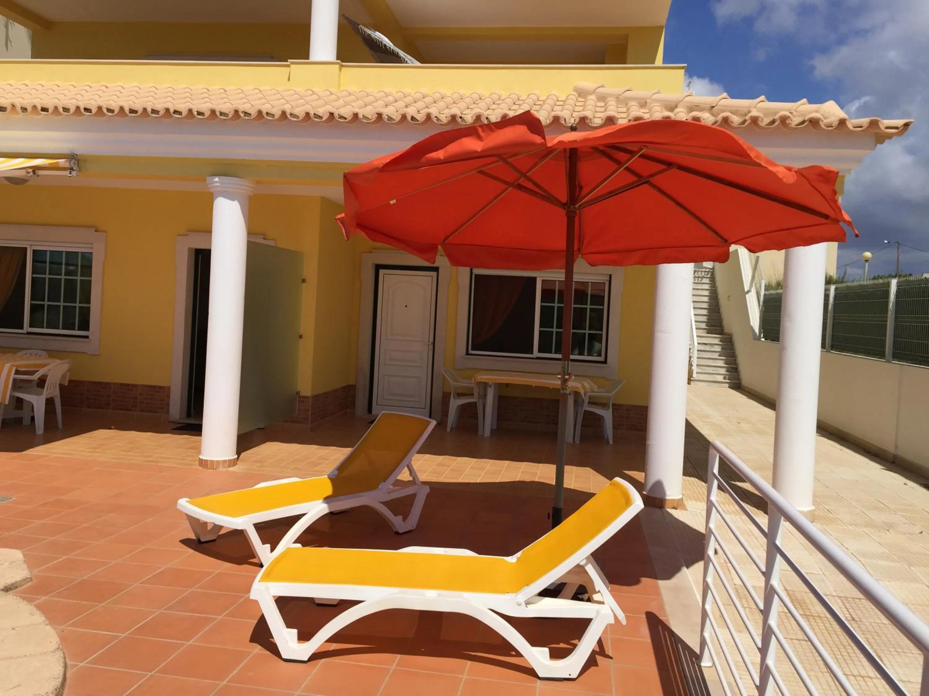 Patio in Villa vista mar e piscina