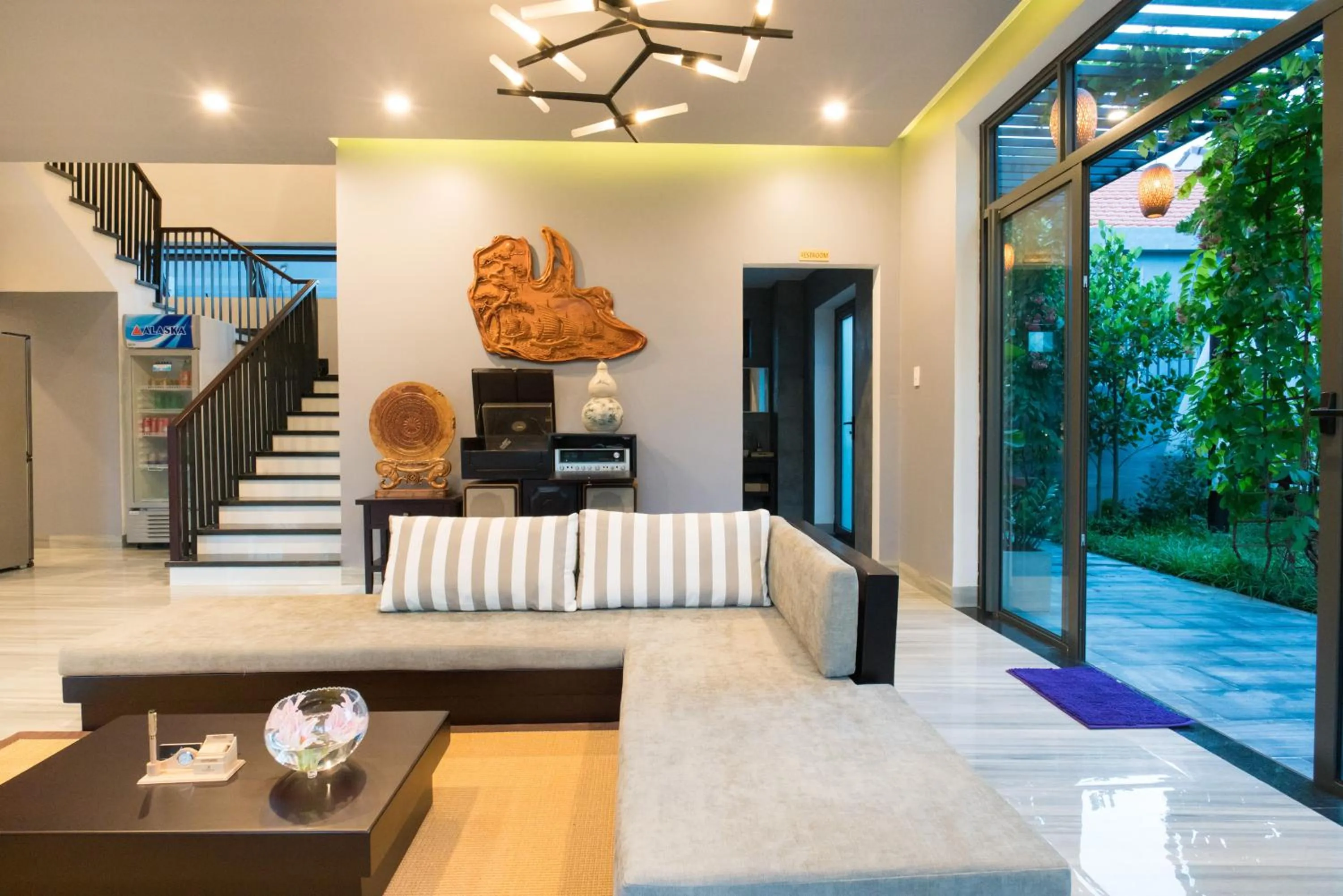 Living room in Dai An Phu Villa