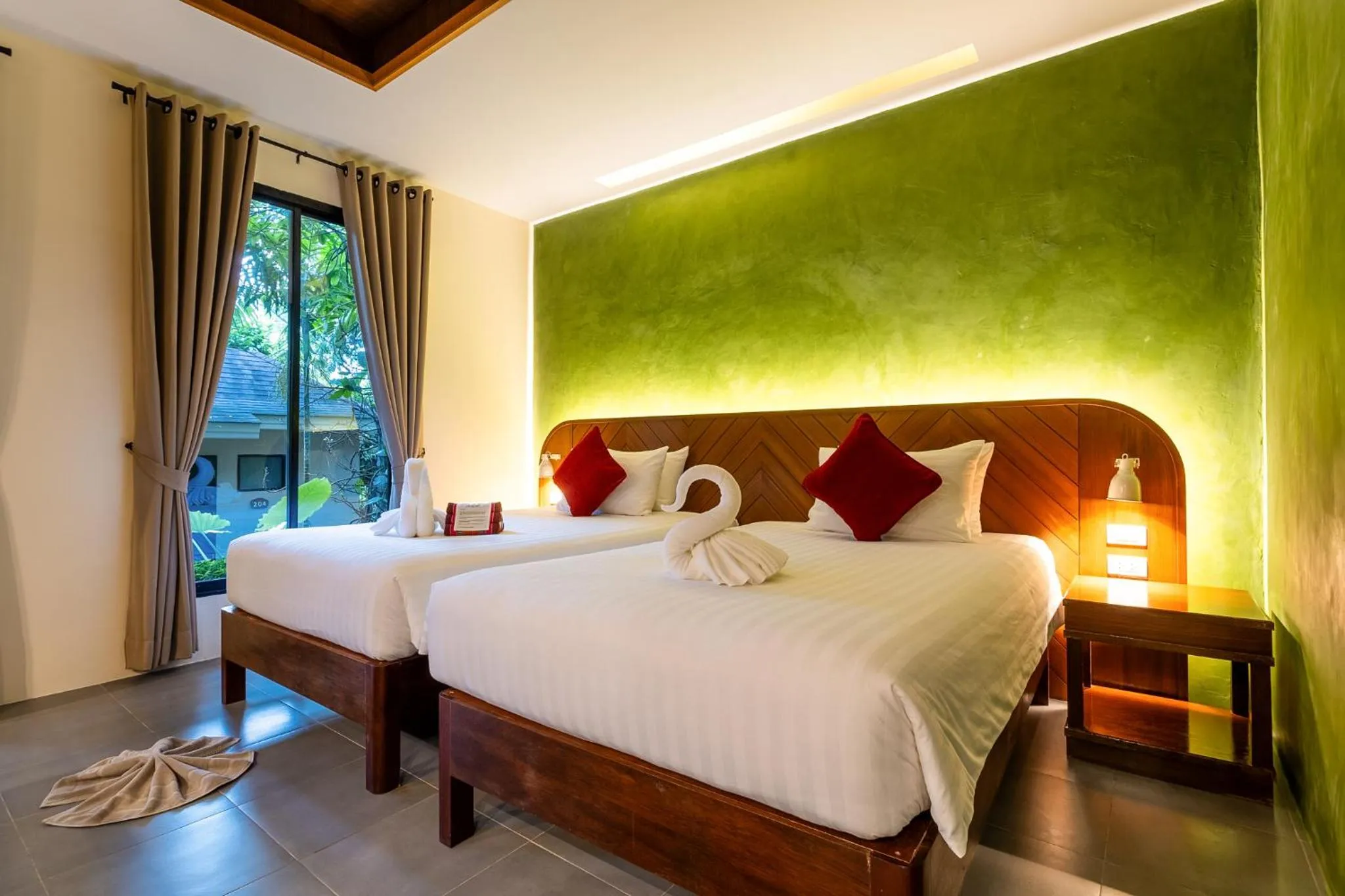 Bed in Anda Lanta Resort