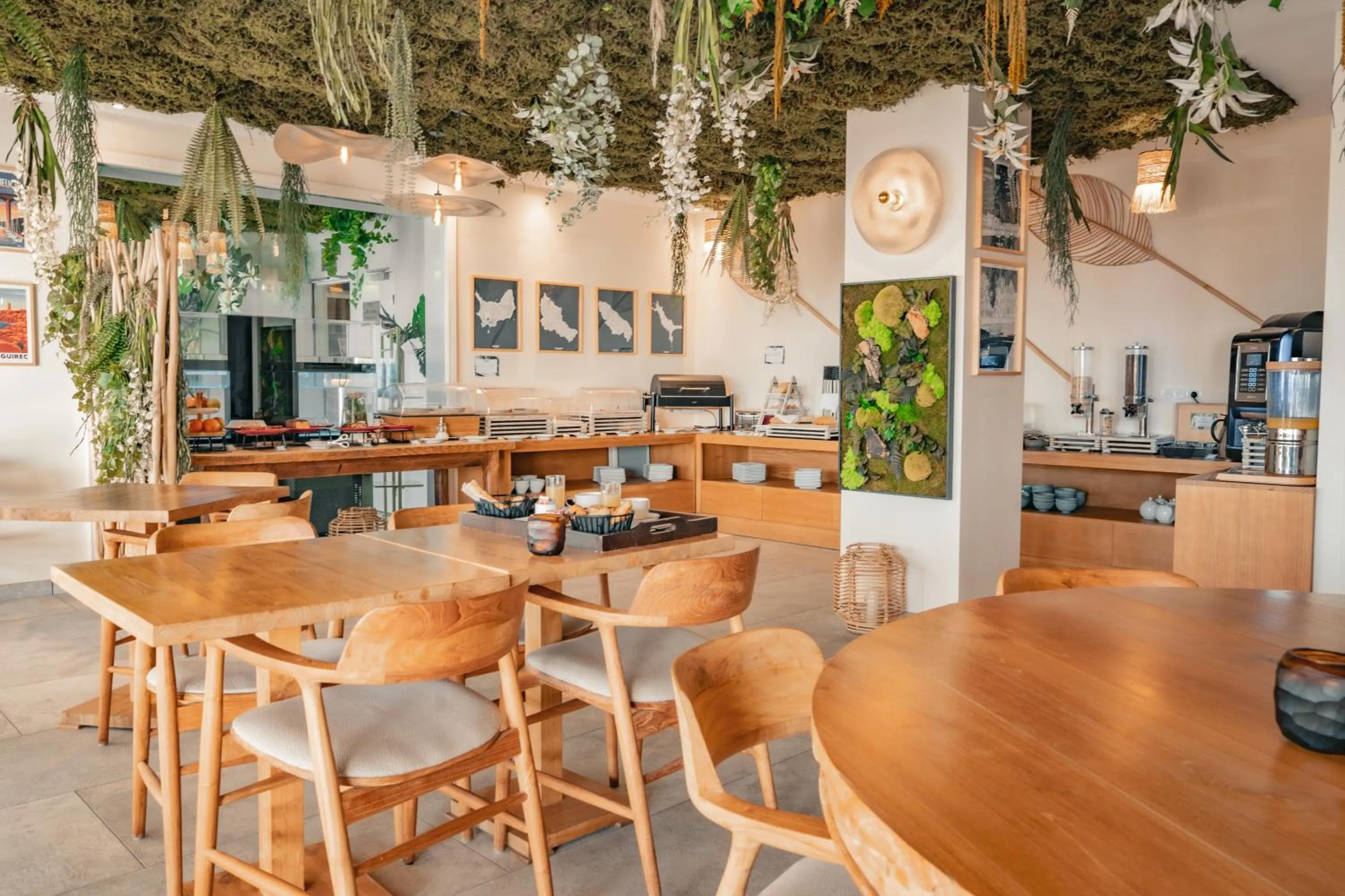 Restaurant/places to eat in Hôtel Édenia - Spa Estime&Sens