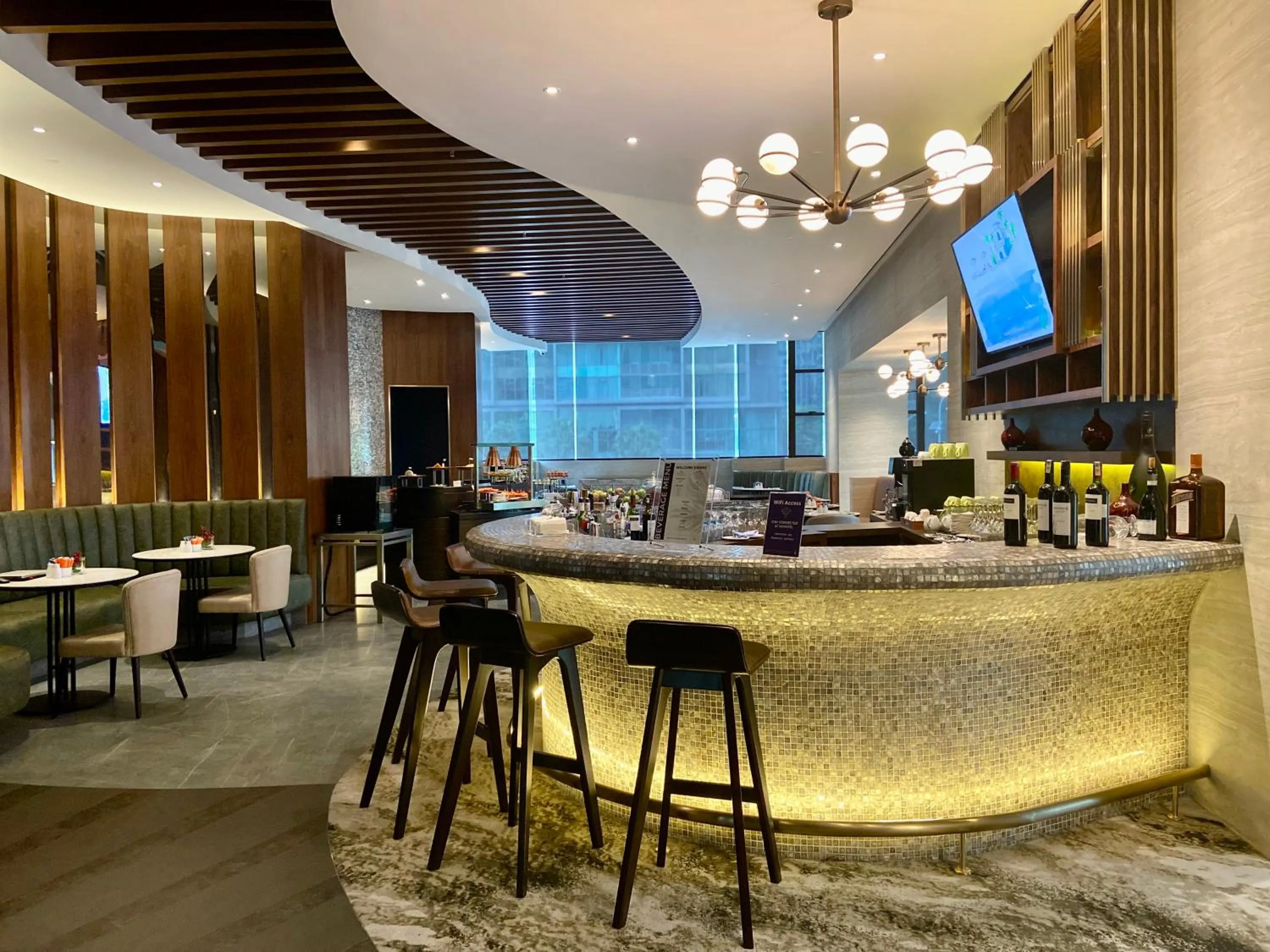 Lounge or bar in Novotel Kuala Lumpur City Centre