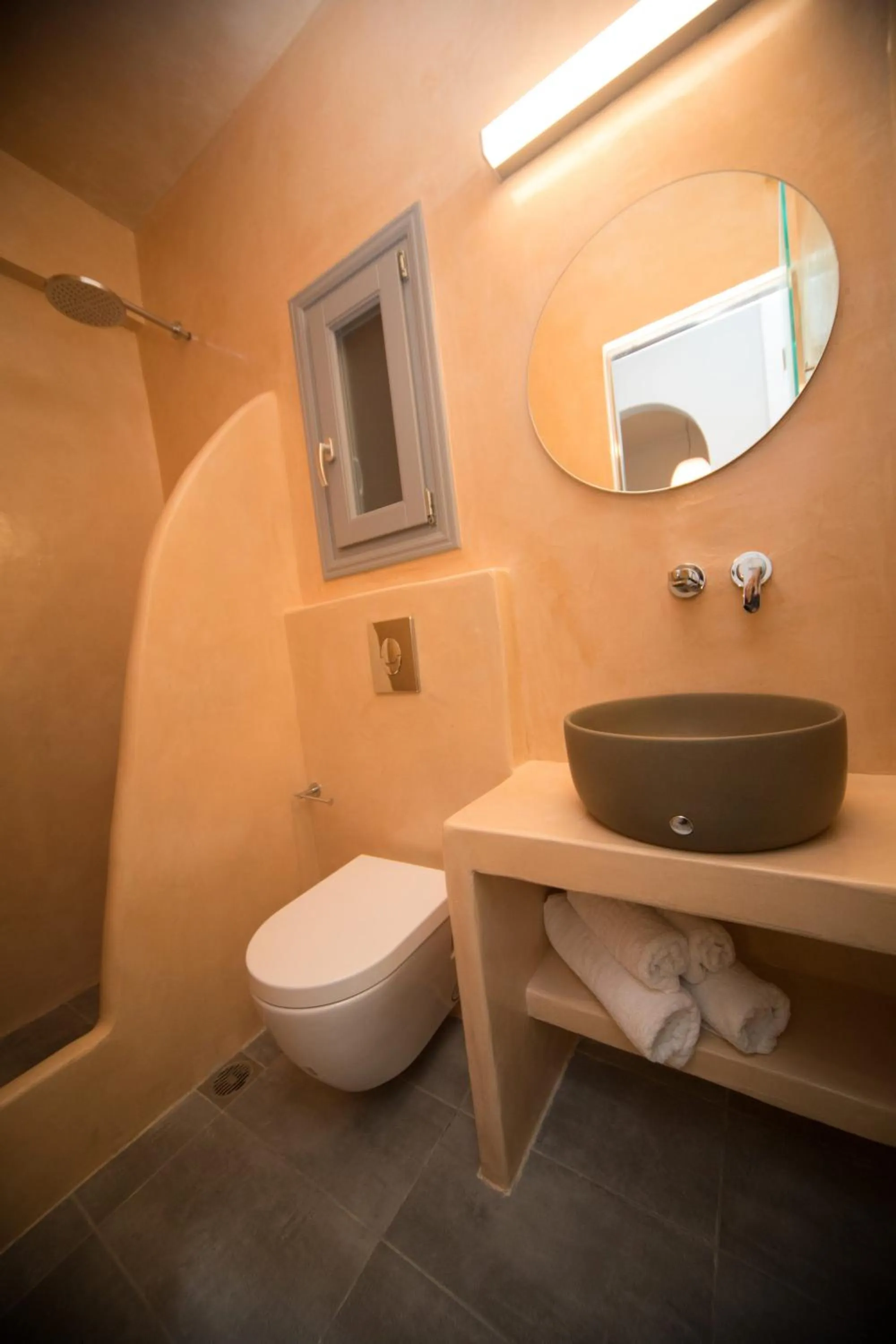 Markakis Studios Fira Town