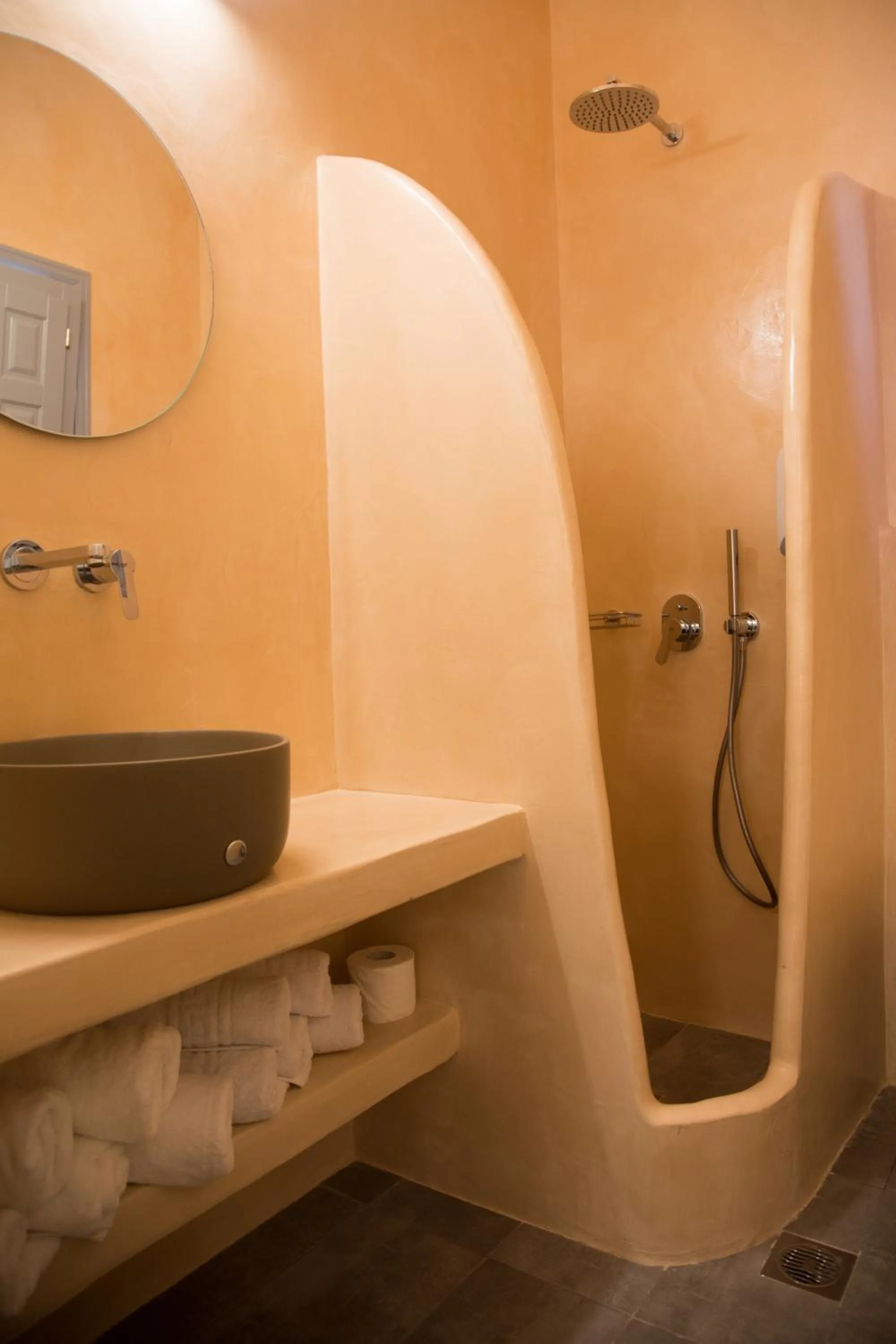 Markakis Studios Fira Town