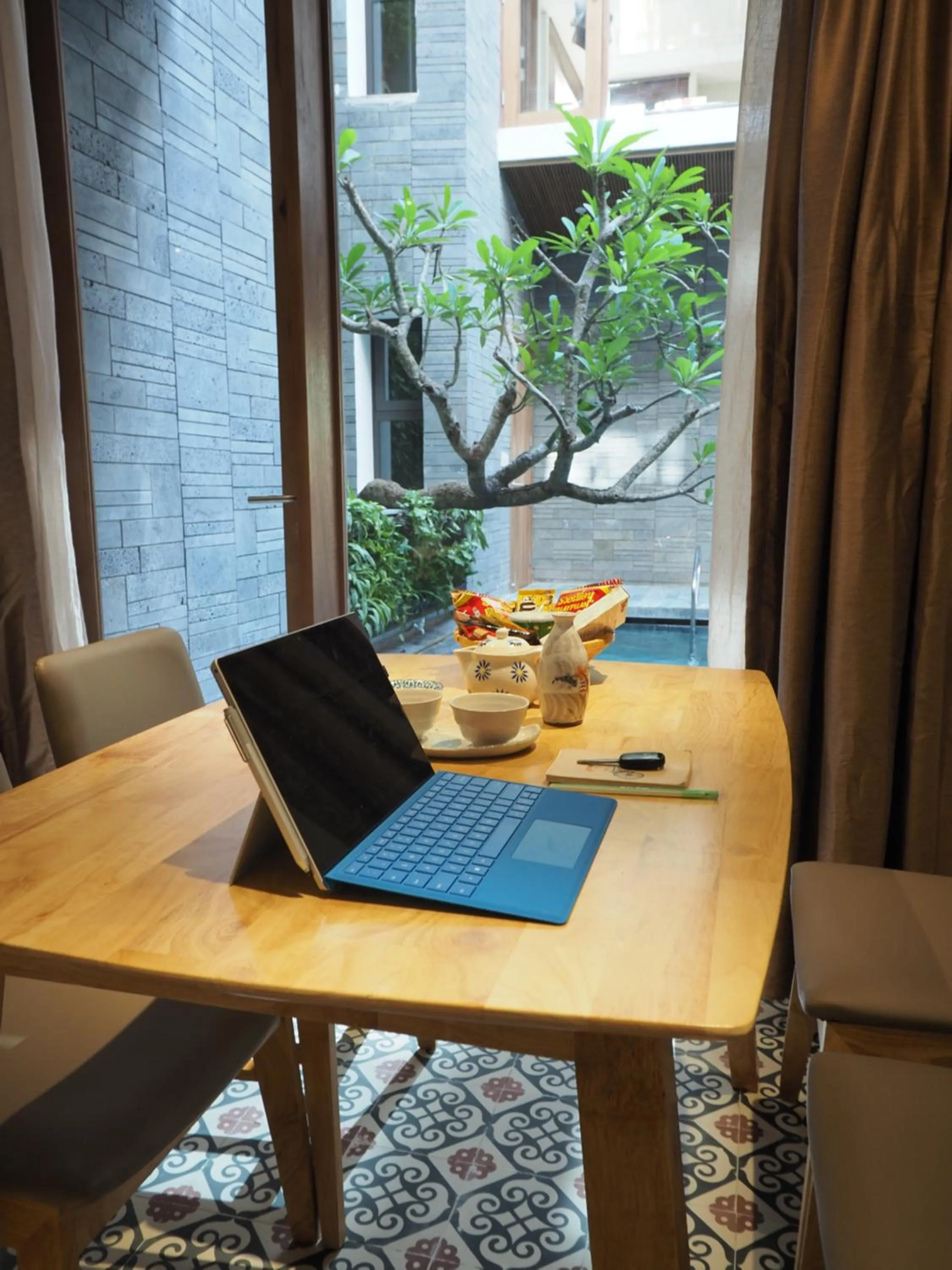 Living room in Mai's Boutique