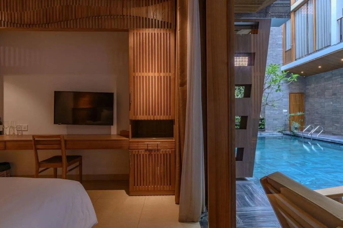 Property building in Mai's Boutique