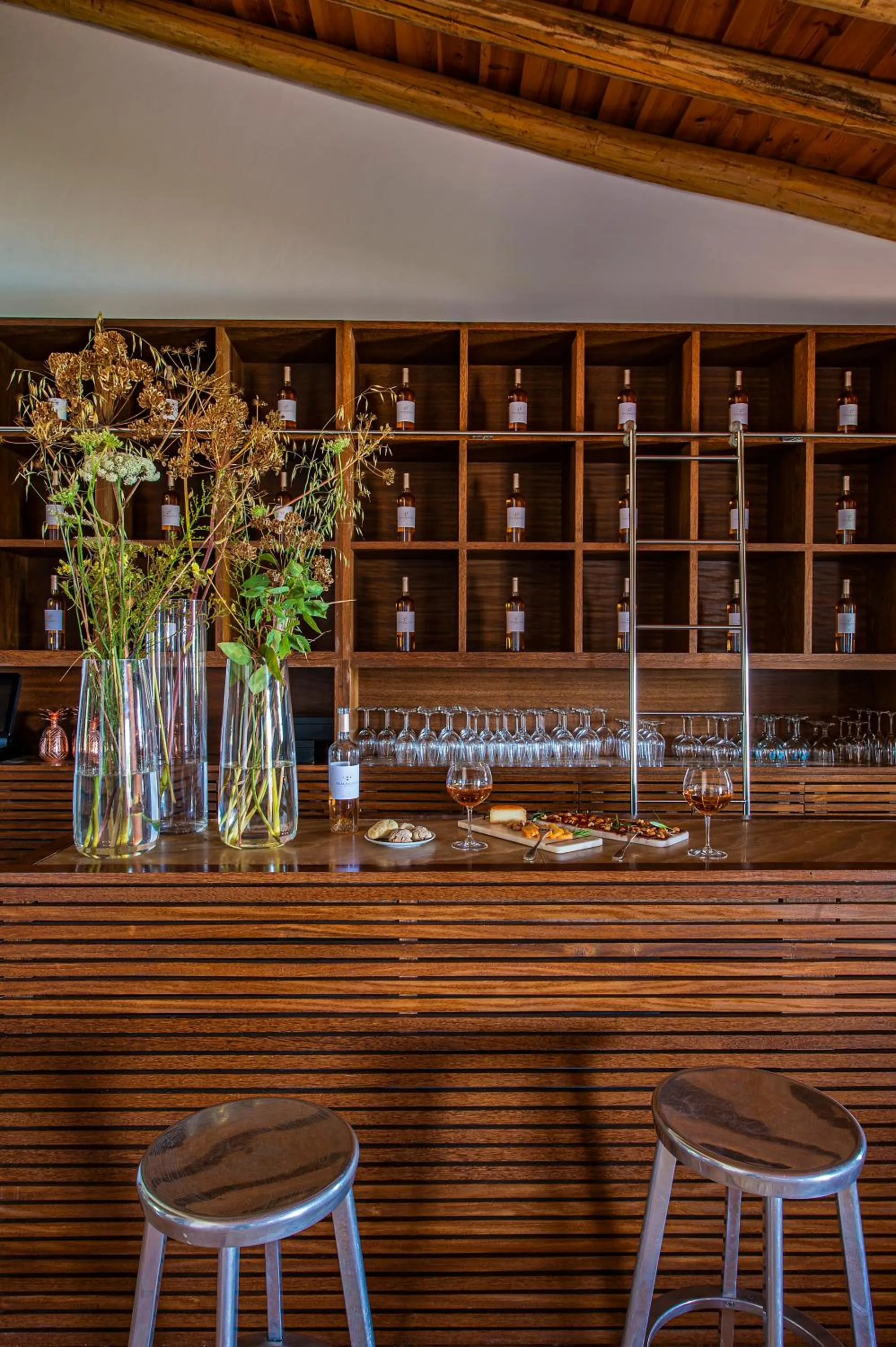 Lounge or bar in Herdade da Malhadinha Nova - Relais & Châteaux