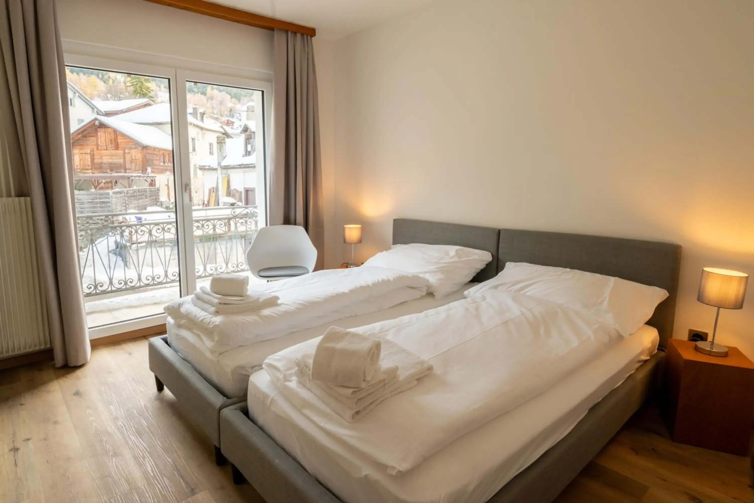 Standard Double Room with Shared Bathroom in Hotel Restaurant Simplon Standard Double Room with Shared Bathroom in Hotel Restaurant Simplon