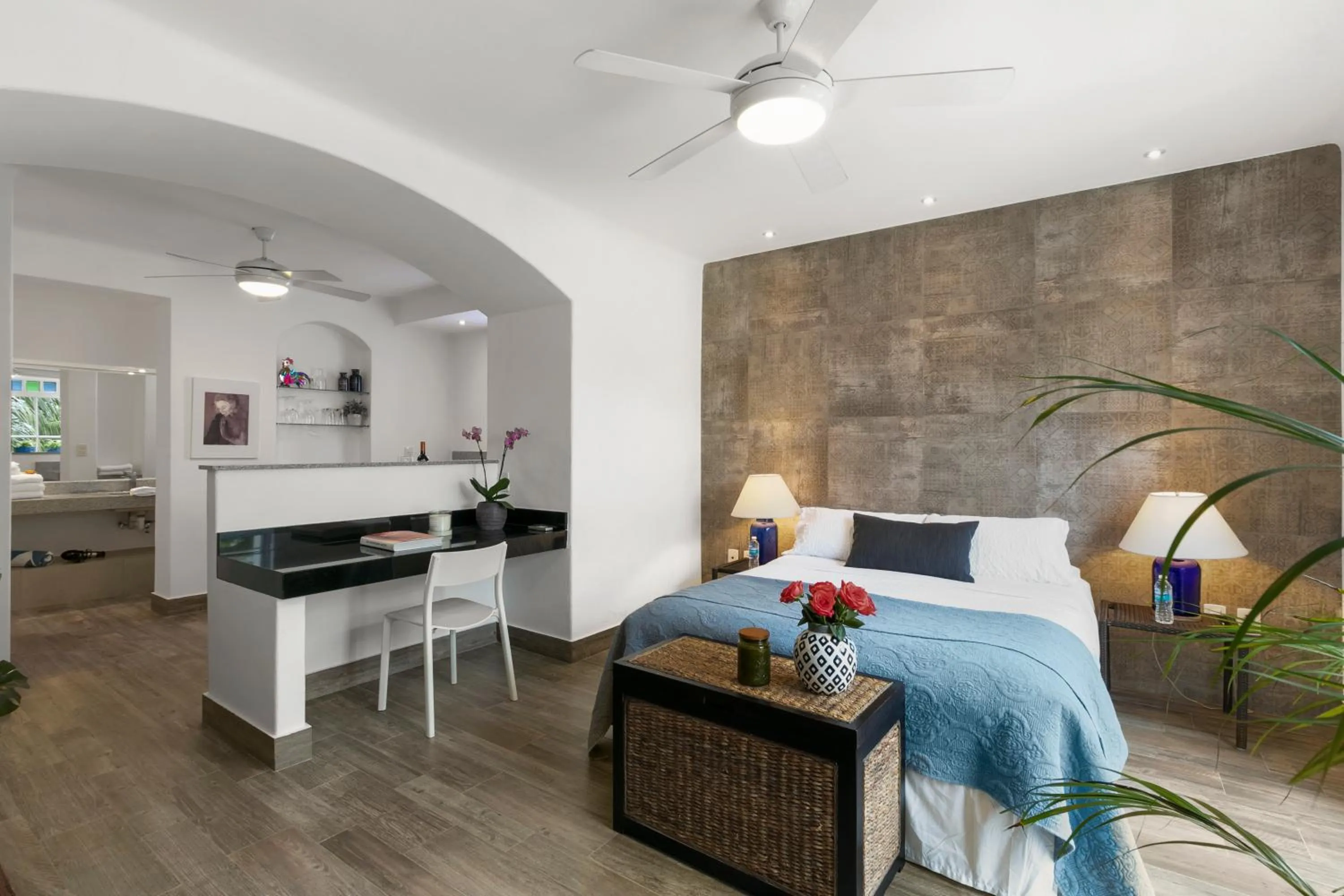 Bedroom, Bed in Casa Tortugas Boutique Hotel - A Hidden Gem in Cancun