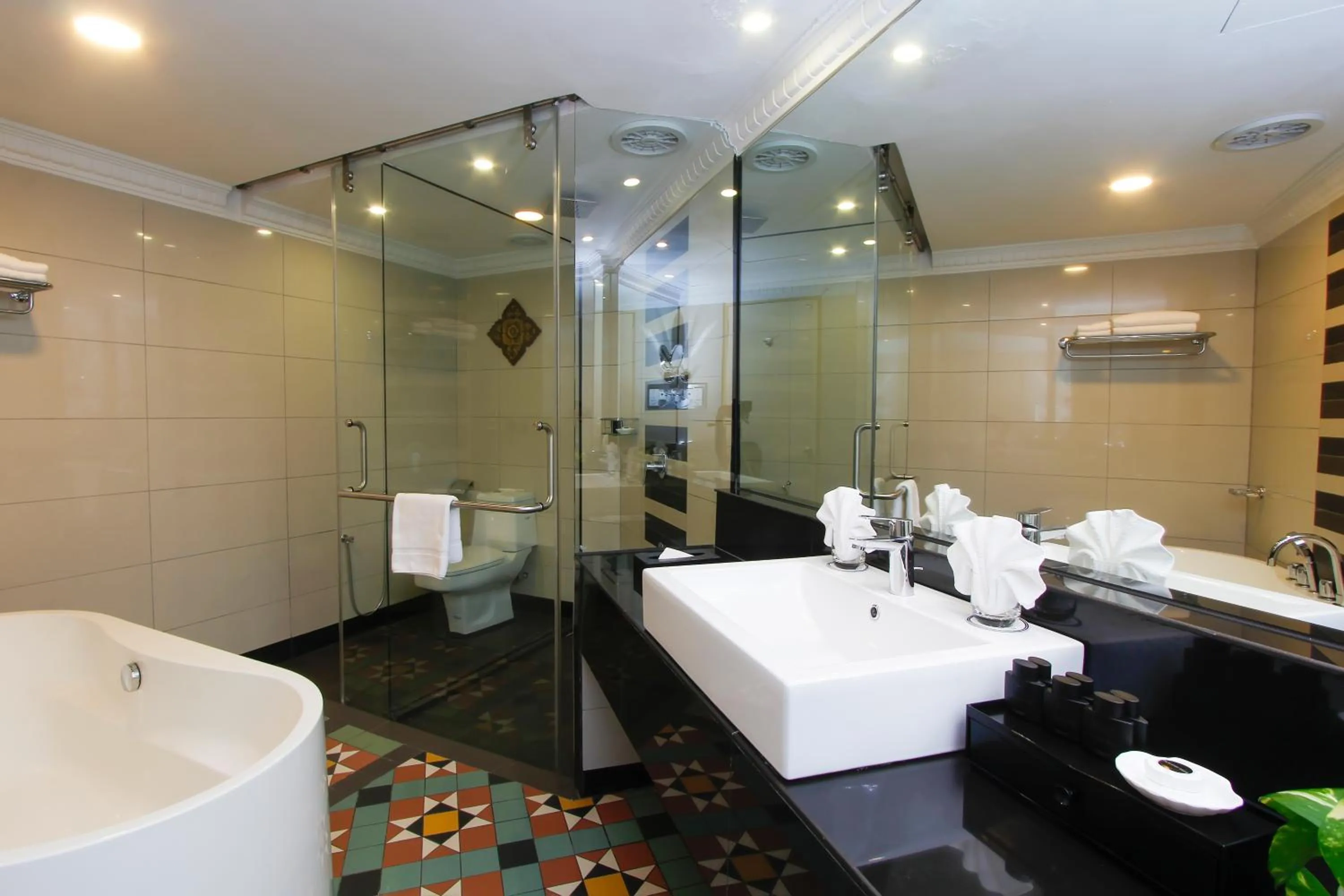 Shower in Holiday Villa Resort & Beachclub Langkawi