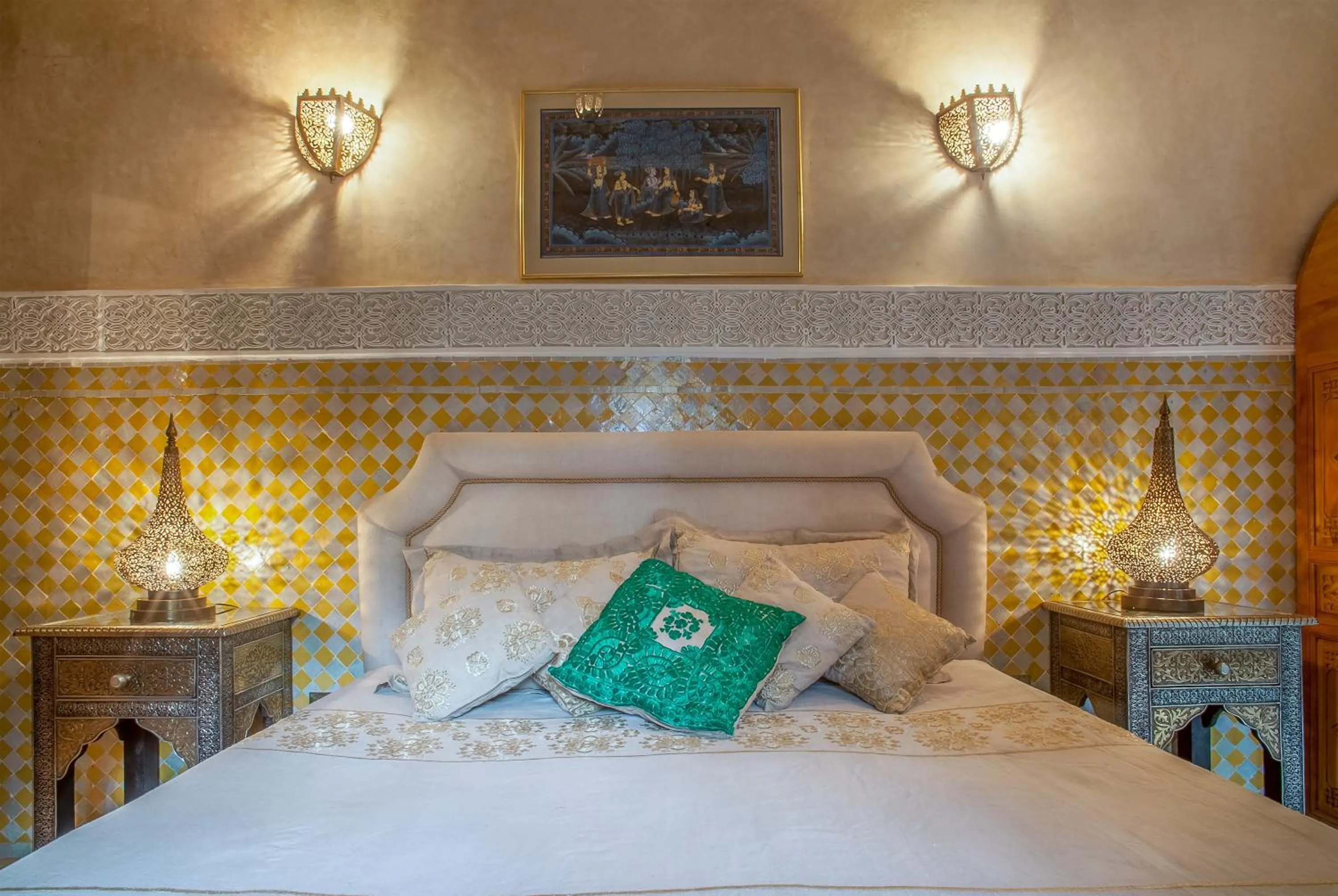 Bed in Riad & Spa Laurence Olivier