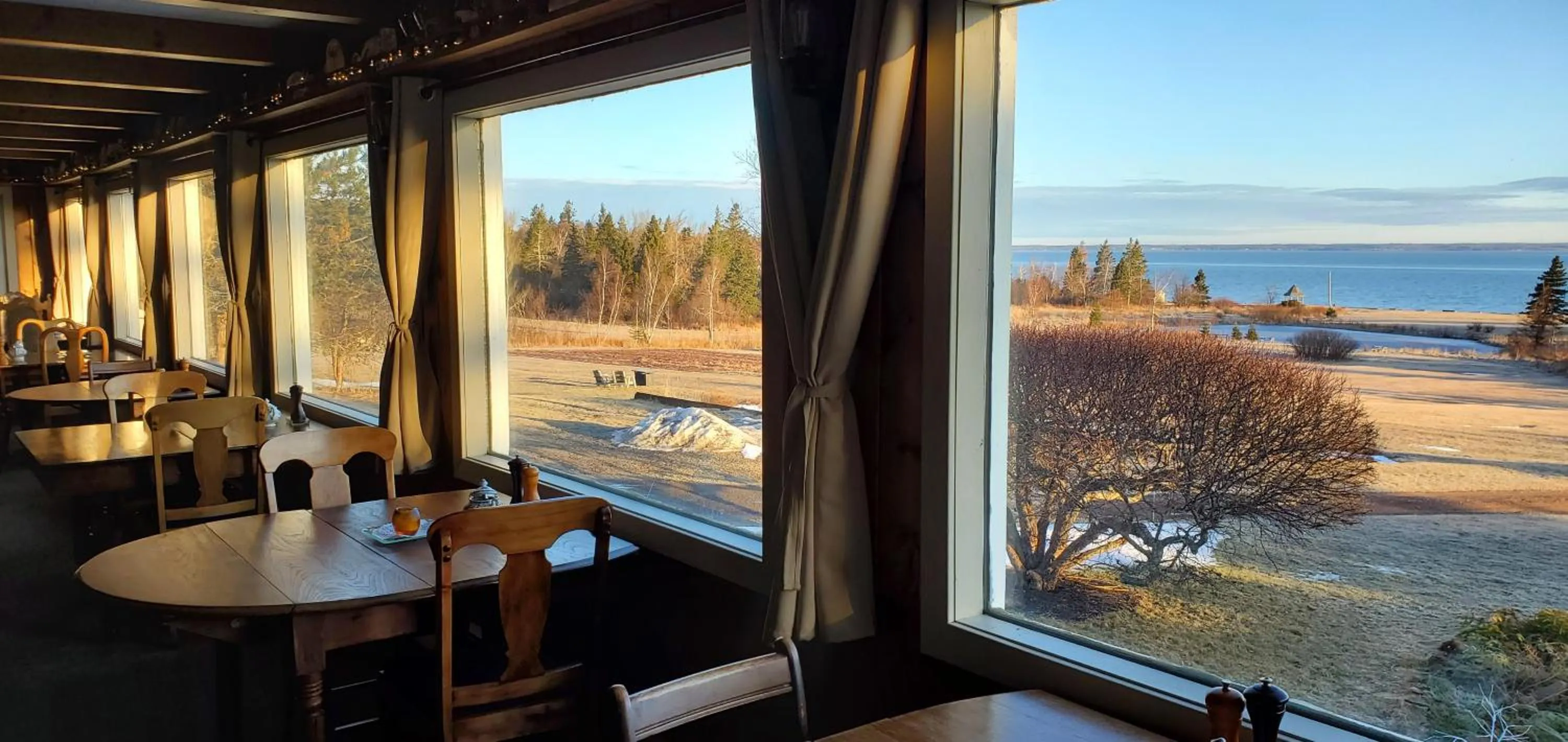 Restaurant/places to eat in Amherst Shore Country Inn