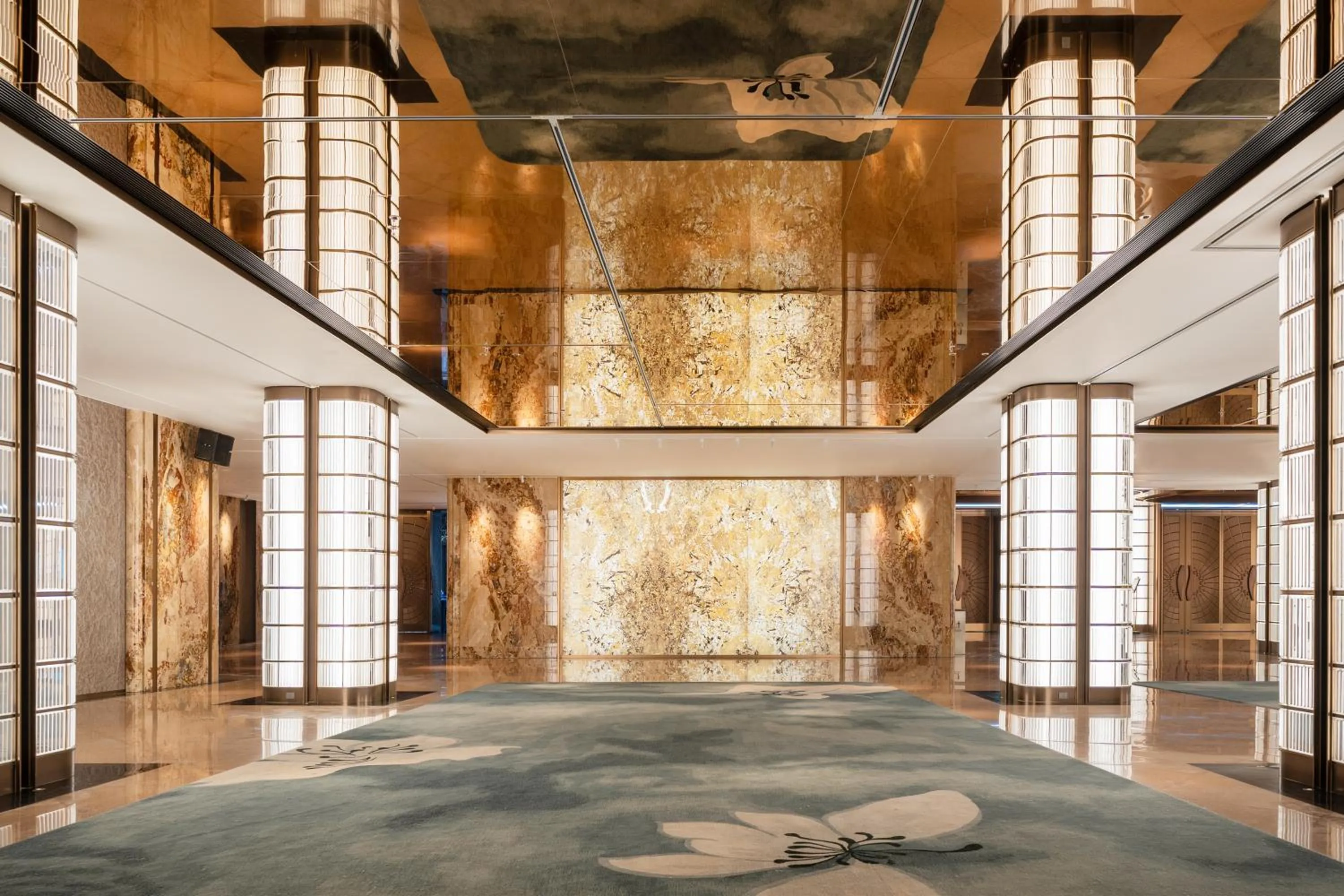 Bed in Crowne Plaza Foshan by IHG