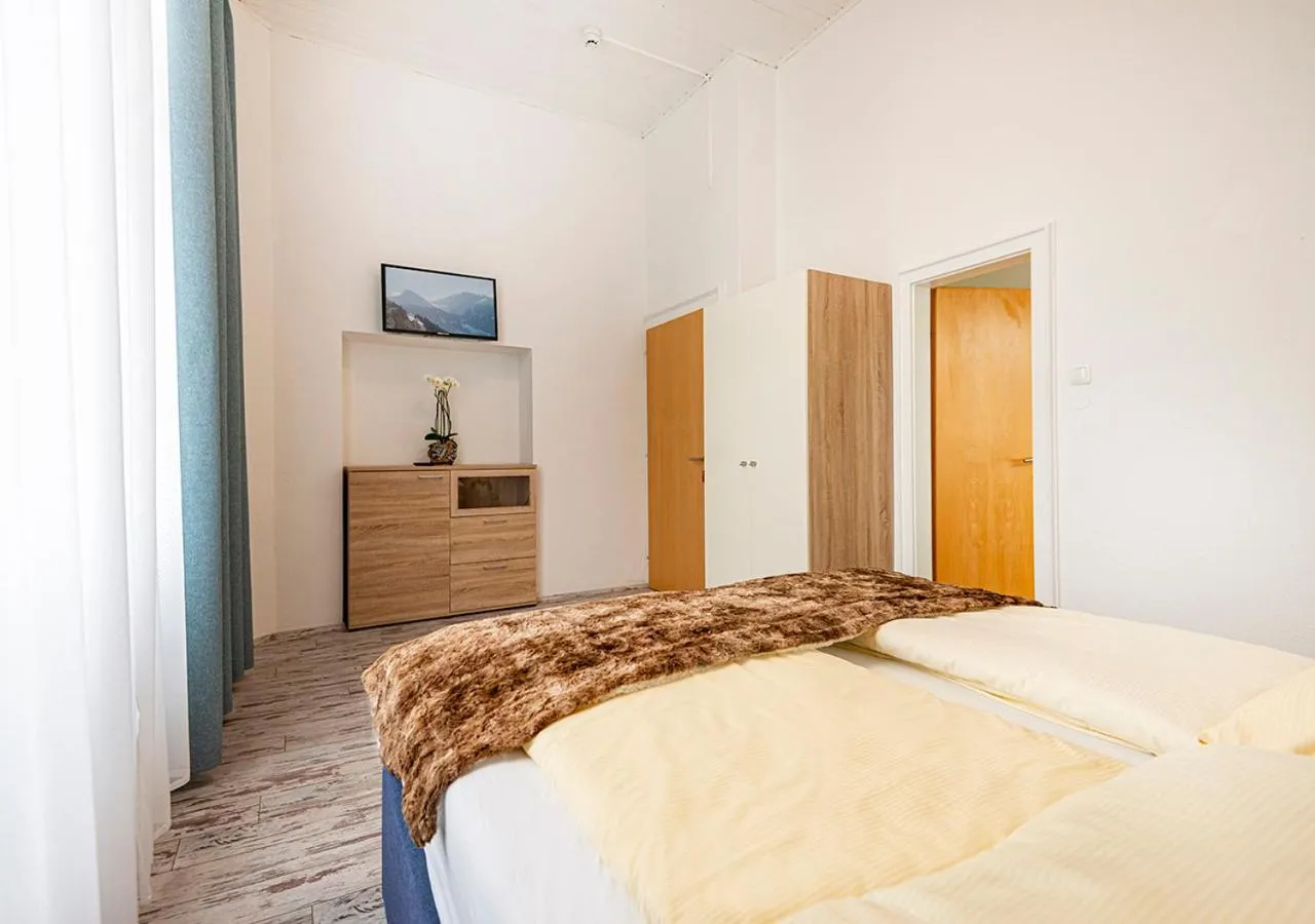 Photo of the whole room, Bed in Hotel Bristol