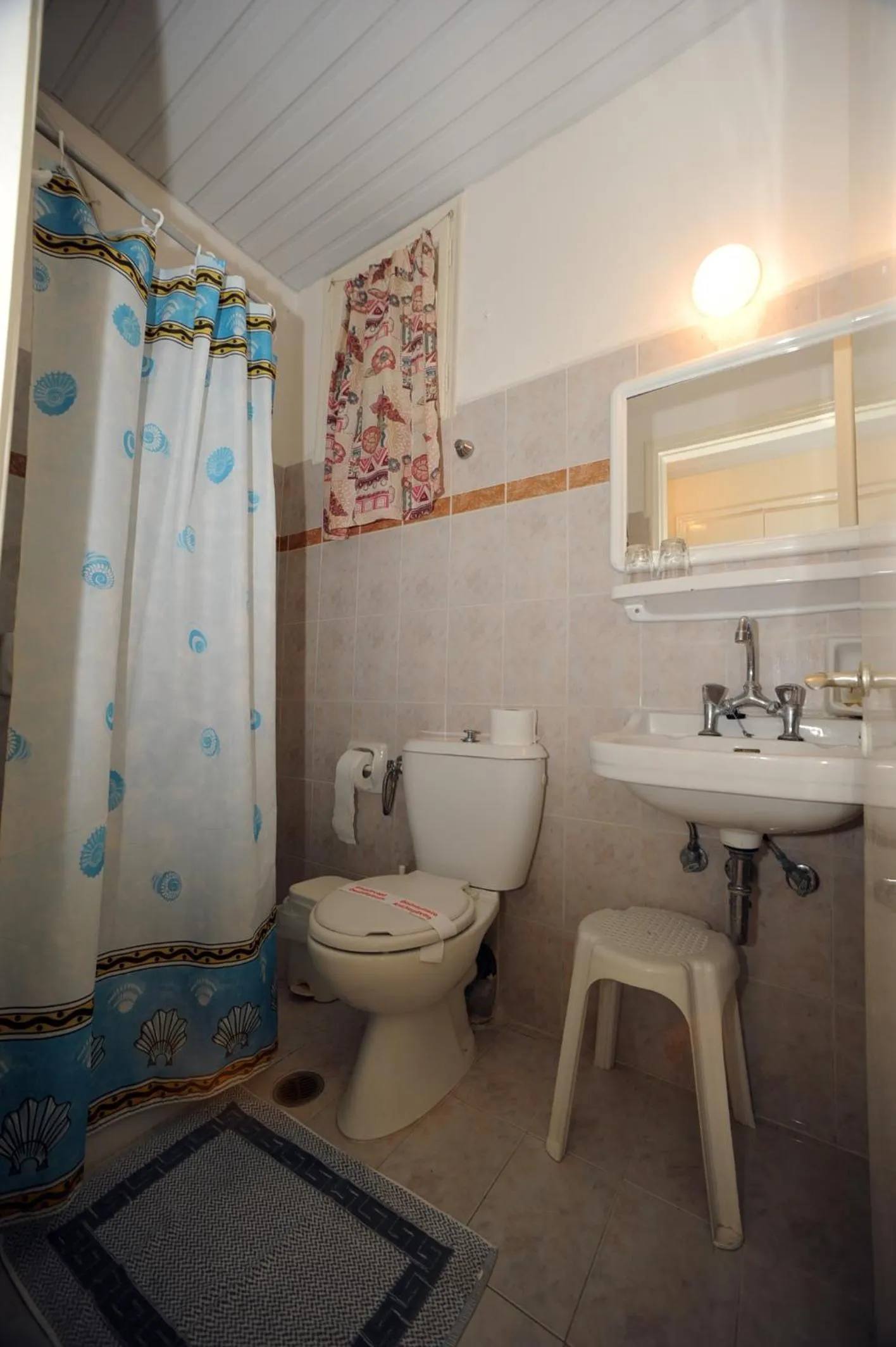 Bathroom in Argassi Beach Hotel