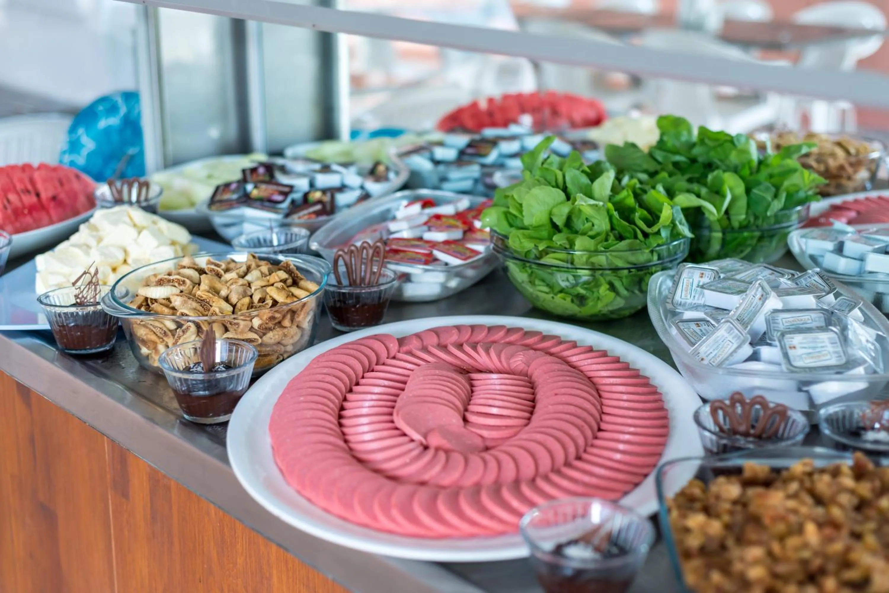 Restaurant/places to eat in Zel Hotel