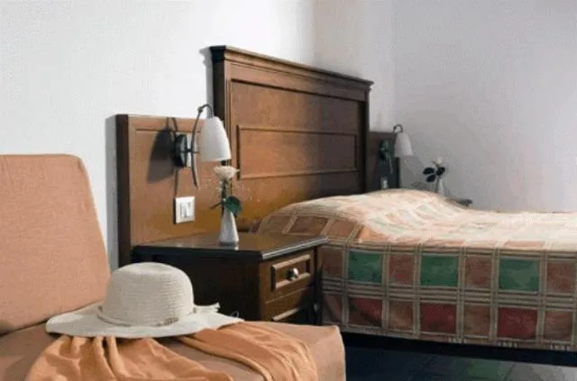 Bed in Vardis Olive Garden