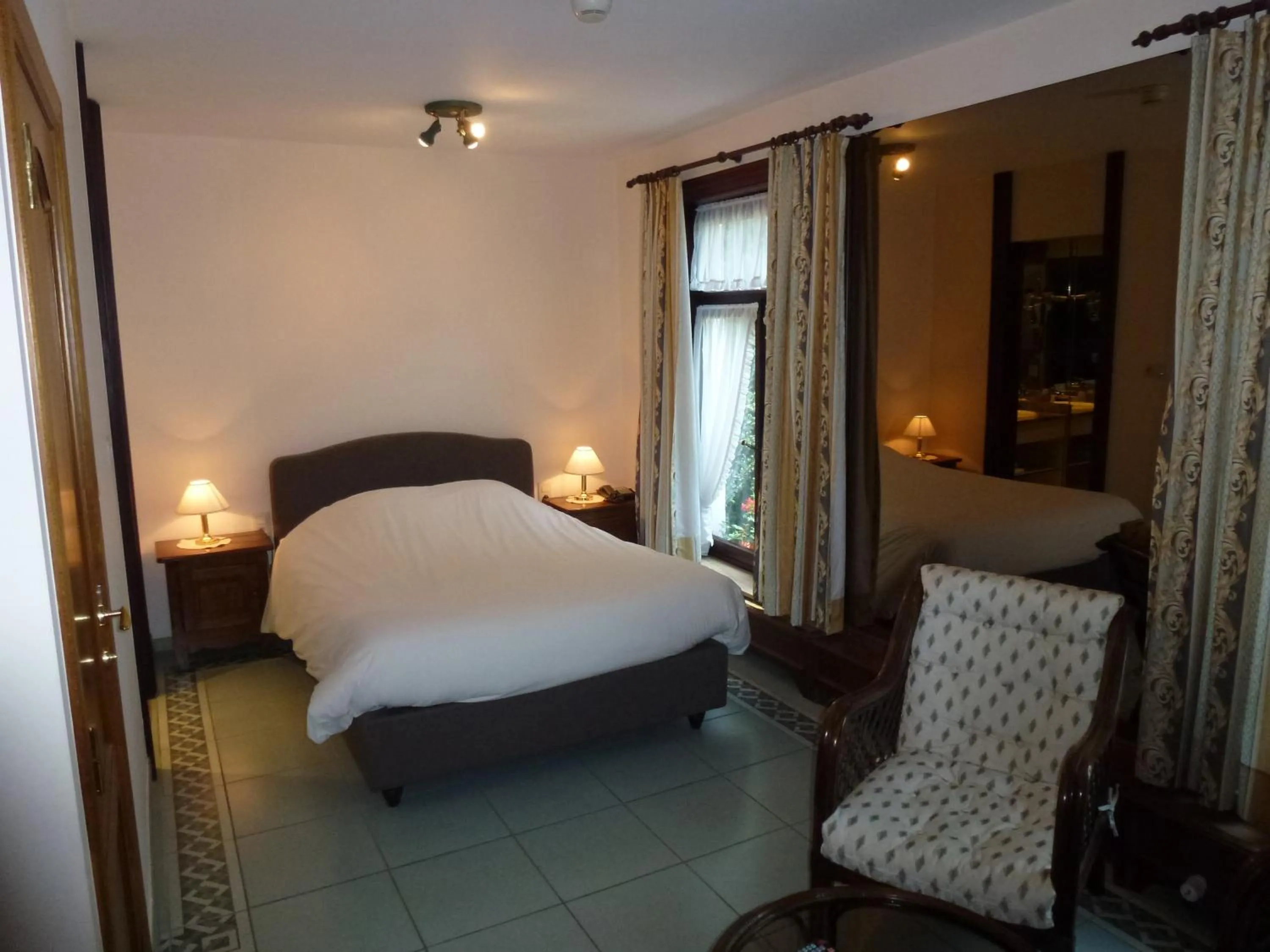 Bed in Kasteel van Nieuwland