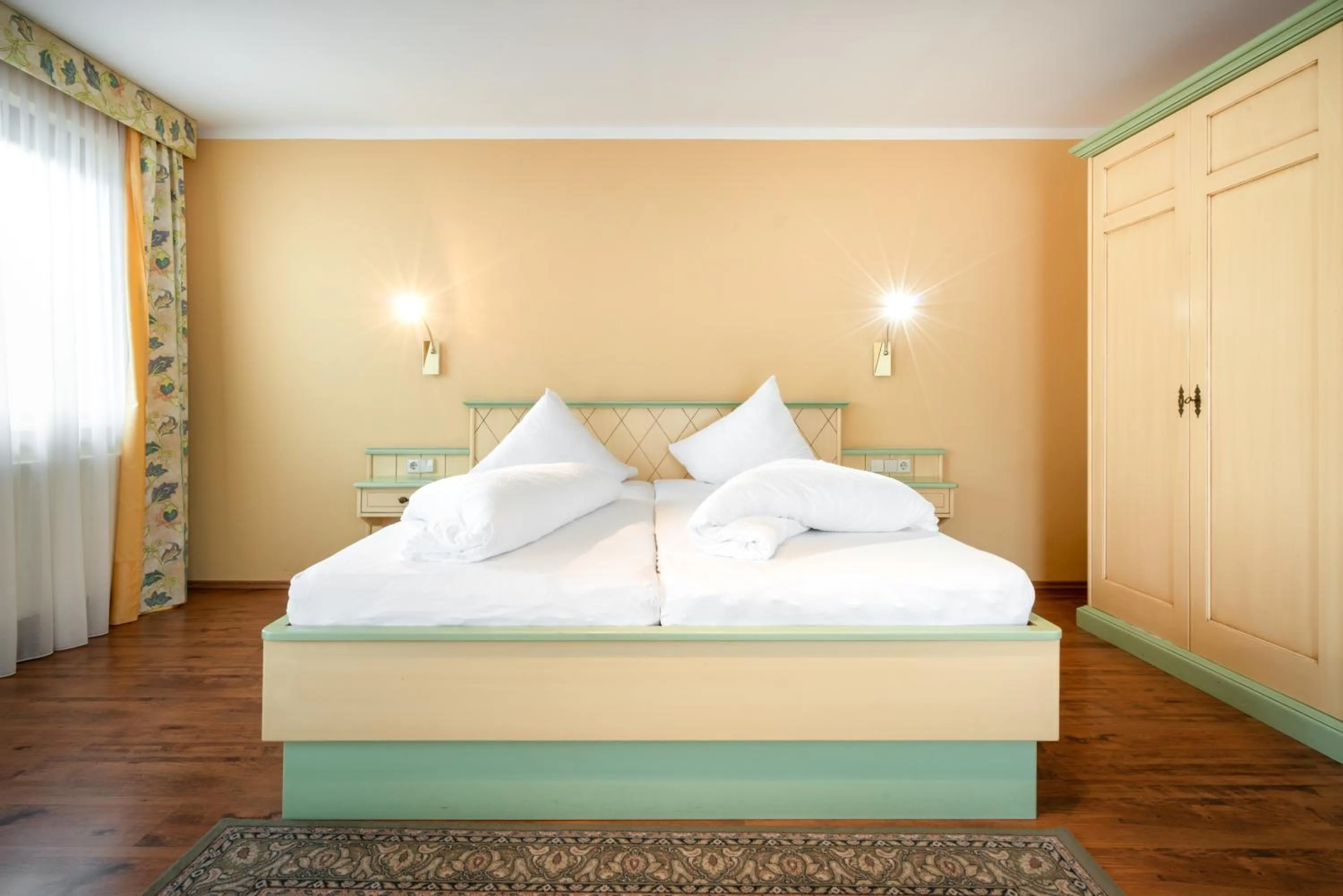 Bedroom, Bed in Hotel Erlenhof