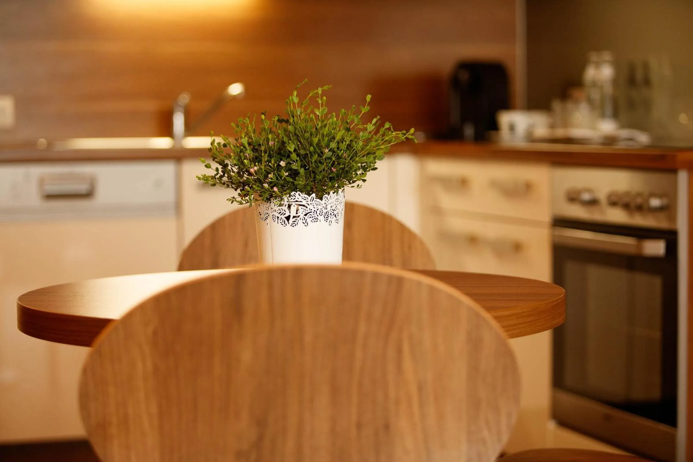 Kitchen or kitchenette in Pfeiler's Bürgerstüberl - Hotel